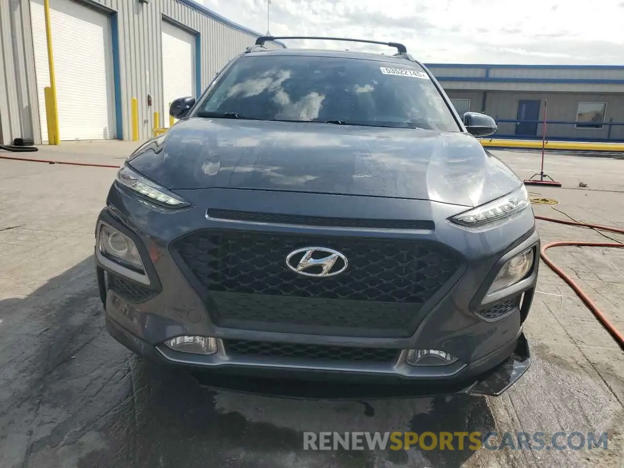 5 Photograph of a damaged car KM8K62AA5LU525462 HYUNDAI KONA 2020