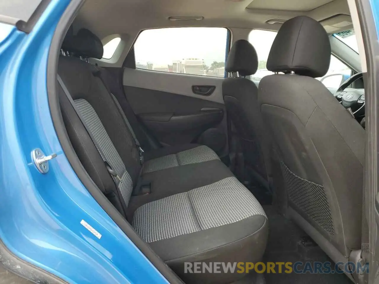 11 Photograph of a damaged car KM8K62AA5LU539846 HYUNDAI KONA 2020