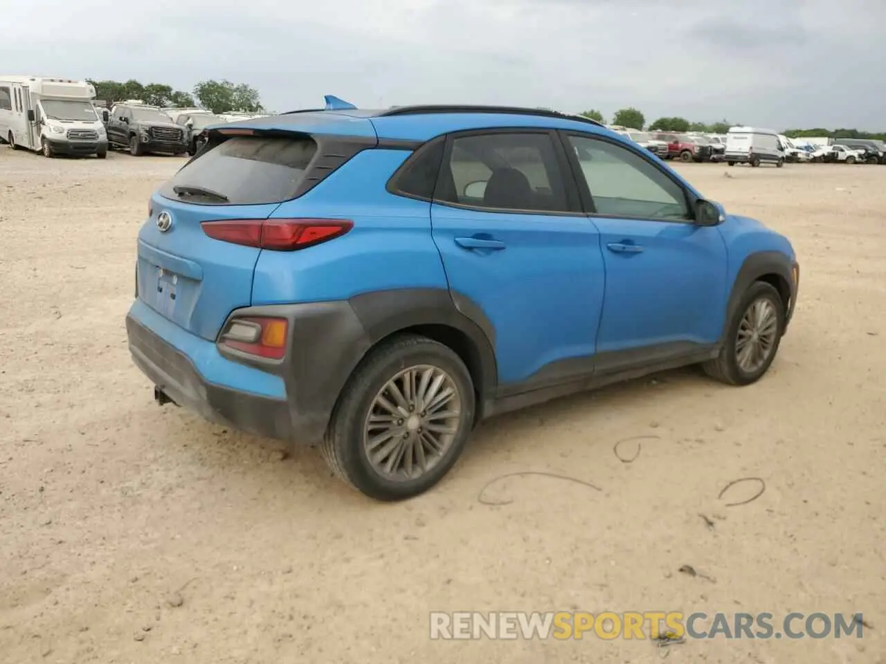 3 Photograph of a damaged car KM8K62AA5LU539846 HYUNDAI KONA 2020