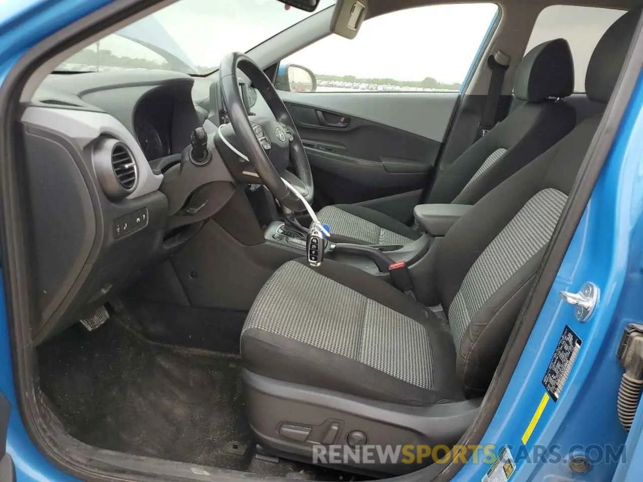 7 Photograph of a damaged car KM8K62AA5LU539846 HYUNDAI KONA 2020
