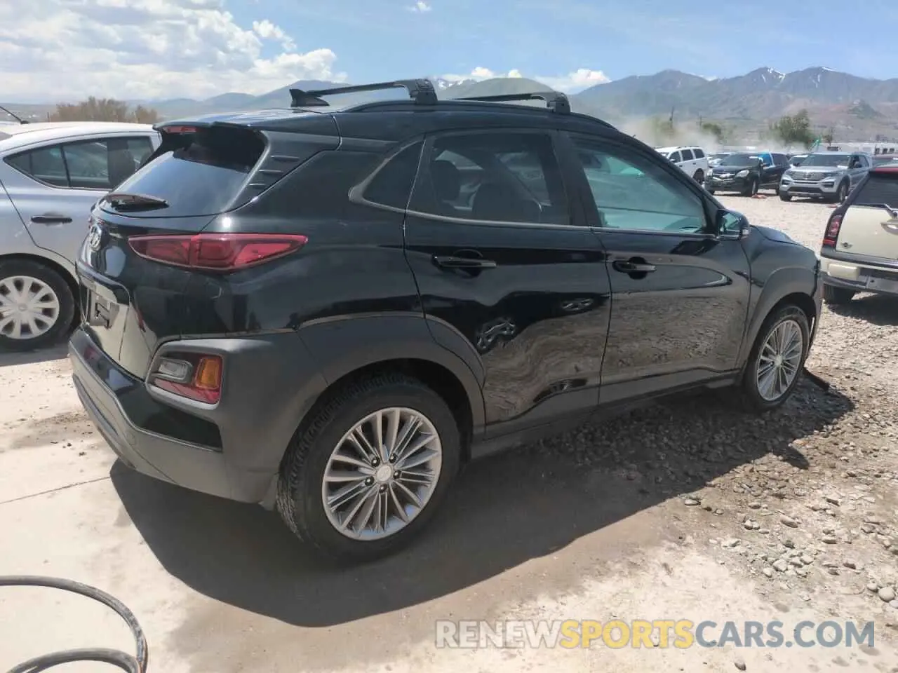 3 Photograph of a damaged car KM8K62AA6LU454966 HYUNDAI KONA 2020
