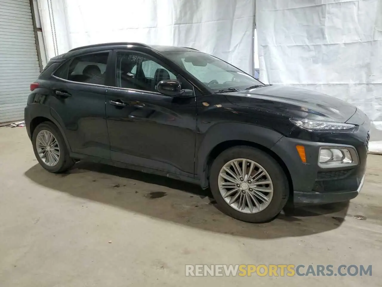 4 Photograph of a damaged car KM8K62AA9LU450572 HYUNDAI KONA 2020