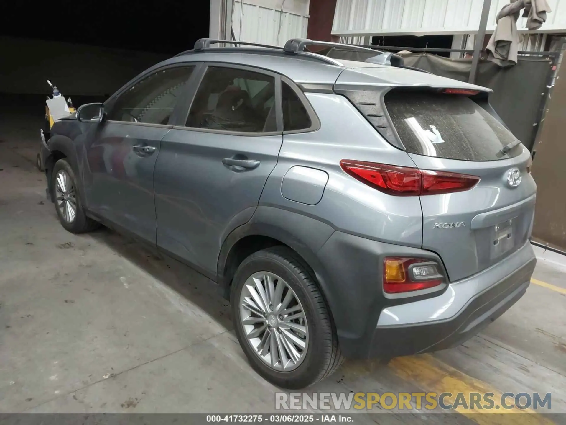 3 Photograph of a damaged car KM8K6CAA7LU479400 HYUNDAI KONA 2020