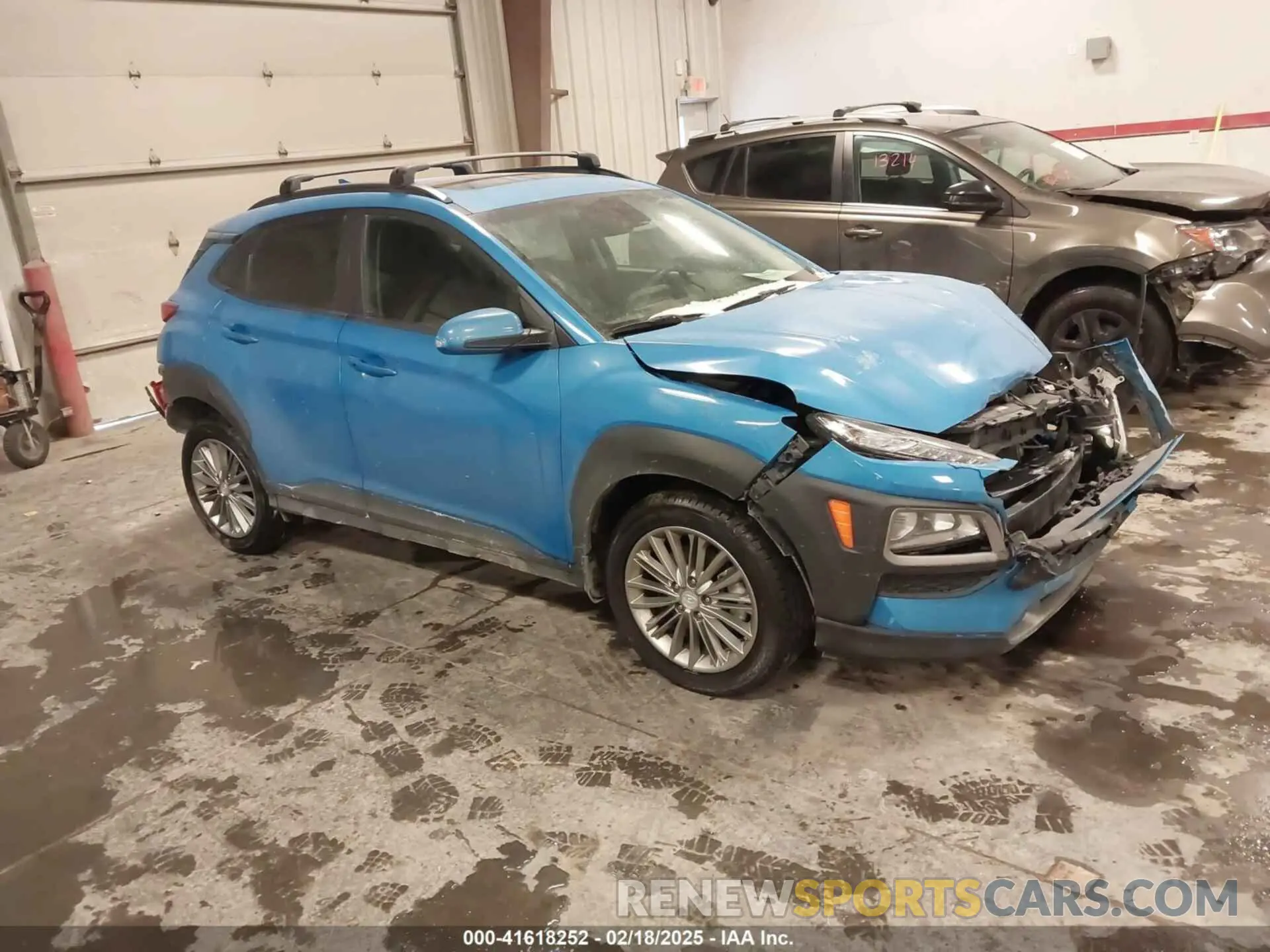 1 Photograph of a damaged car KM8K6CAA8LU546800 HYUNDAI KONA 2020