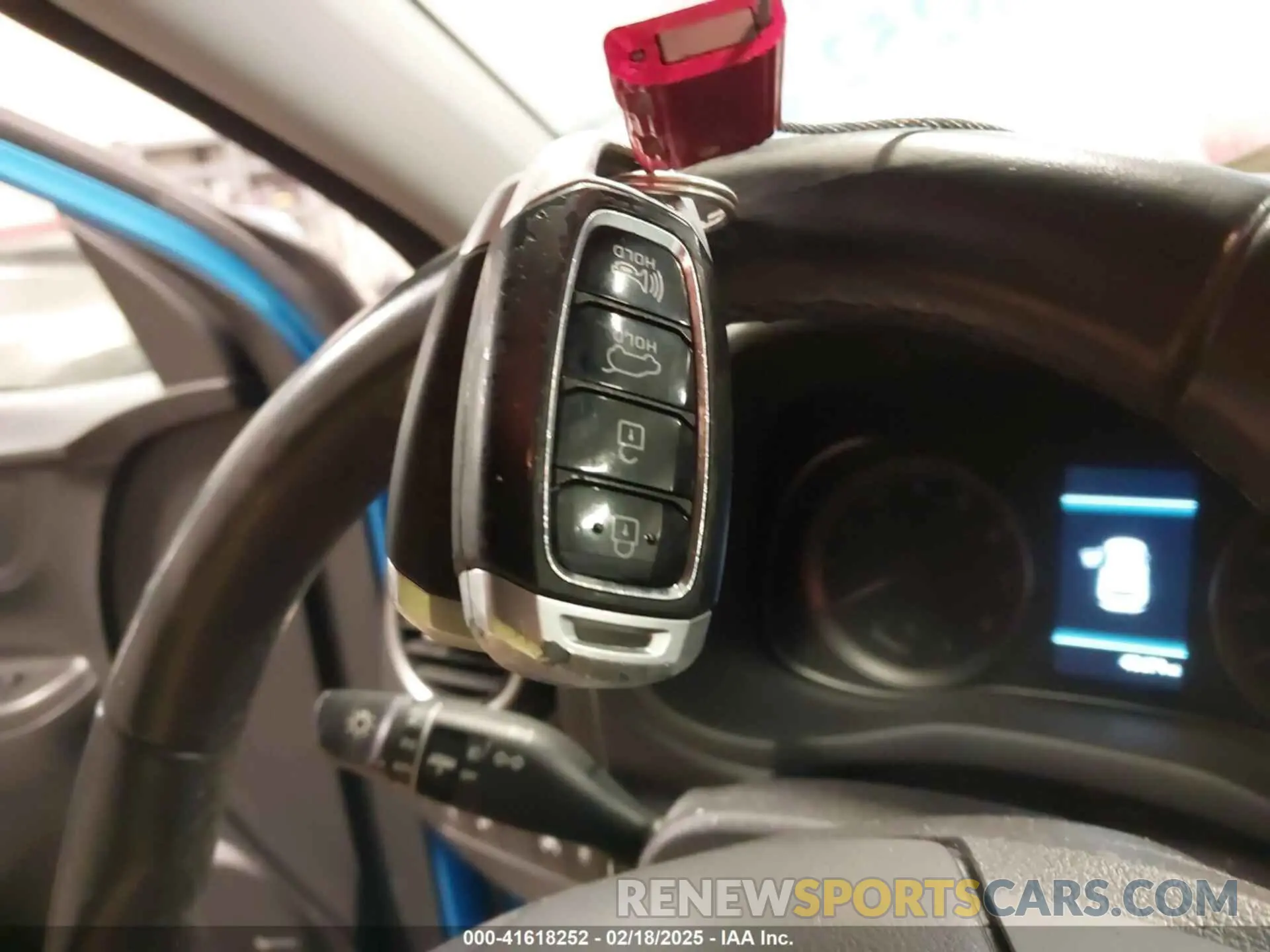 11 Photograph of a damaged car KM8K6CAA8LU546800 HYUNDAI KONA 2020