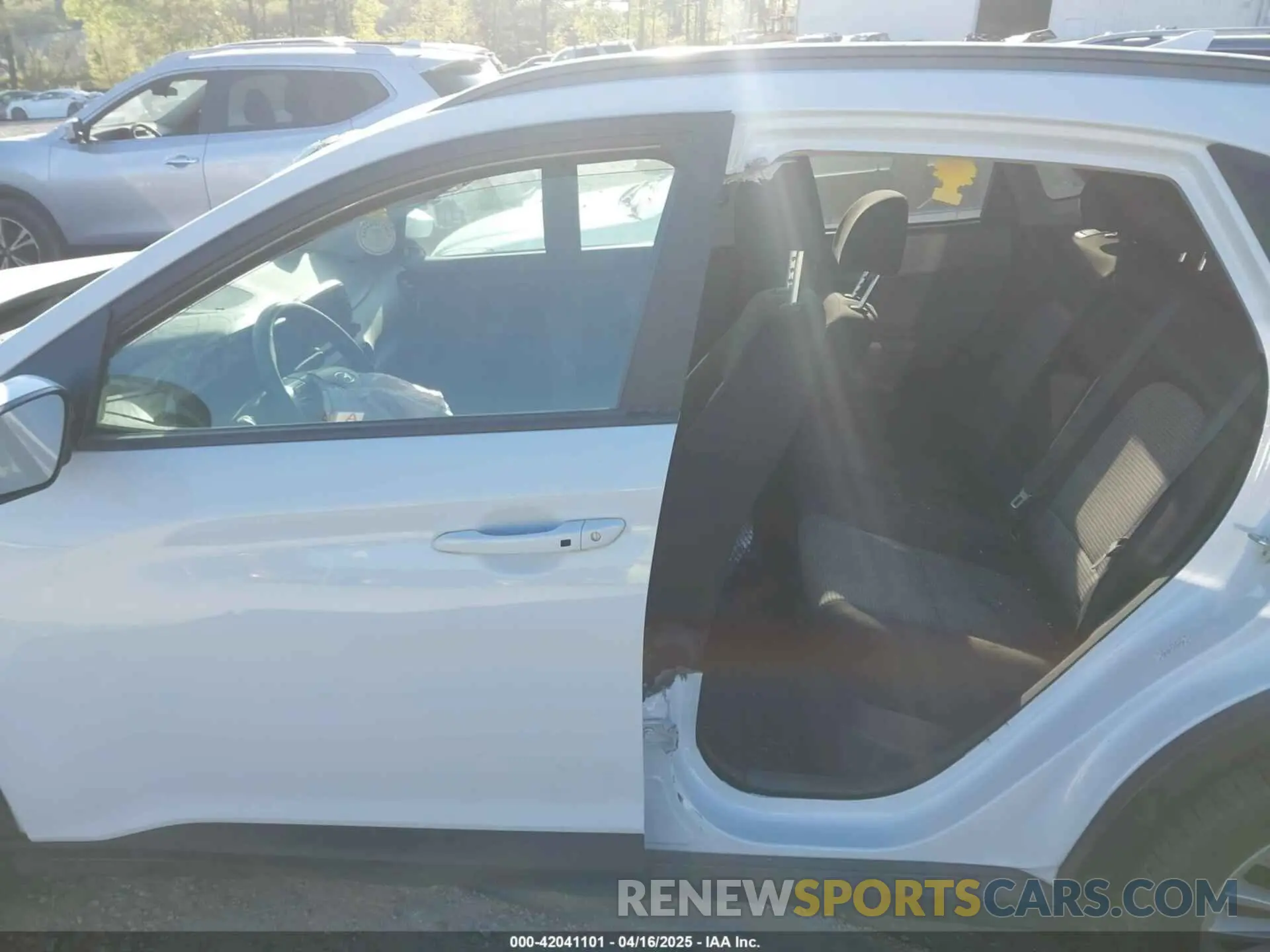 14 Photograph of a damaged car KM8K6CAAXLU448416 HYUNDAI KONA 2020