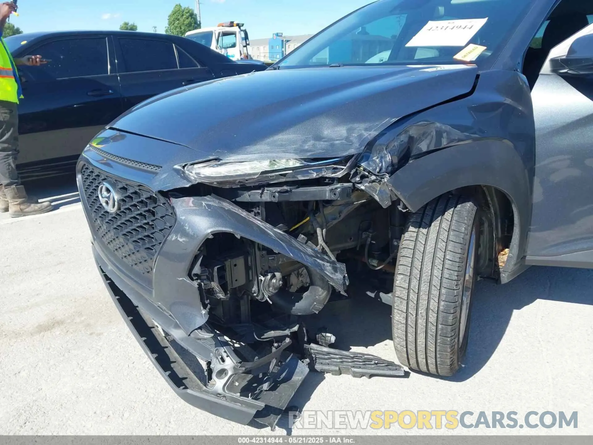 6 Photograph of a damaged car KM8K12AA0MU611701 HYUNDAI KONA 2021