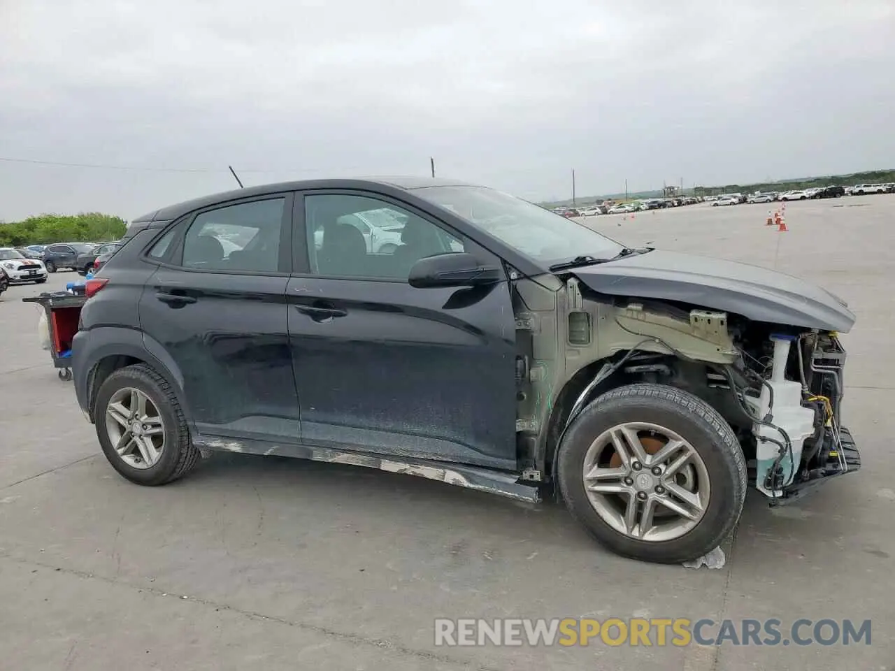 4 Photograph of a damaged car KM8K12AA0MU641118 HYUNDAI KONA 2021