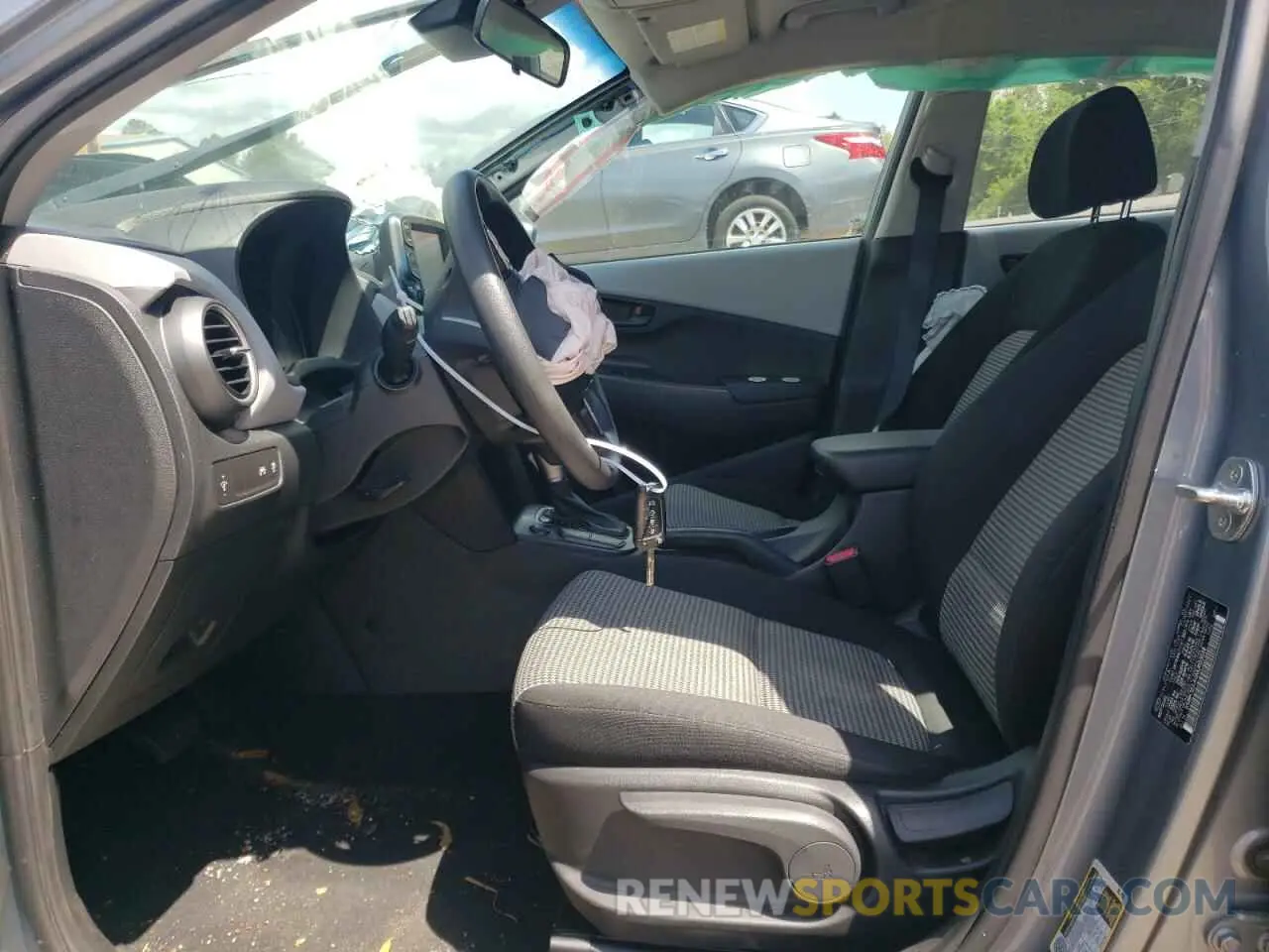 7 Photograph of a damaged car KM8K12AA0MU663698 HYUNDAI KONA 2021