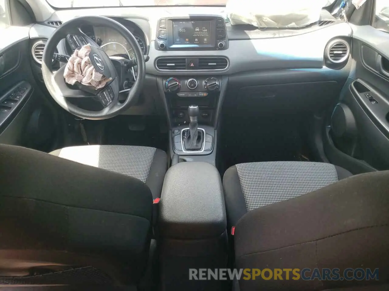 8 Photograph of a damaged car KM8K12AA0MU663698 HYUNDAI KONA 2021