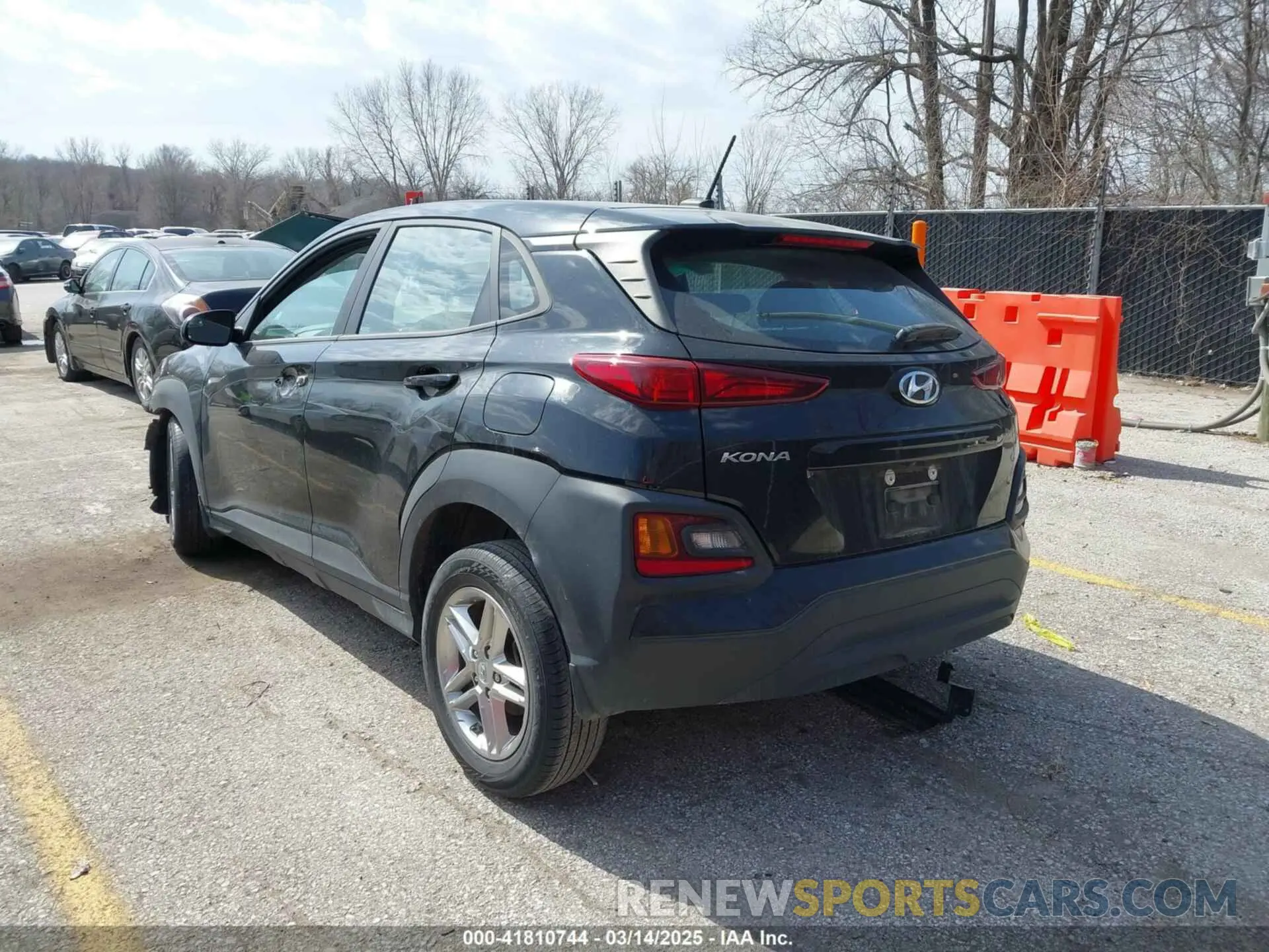 3 Photograph of a damaged car KM8K12AA1MU668473 HYUNDAI KONA 2021