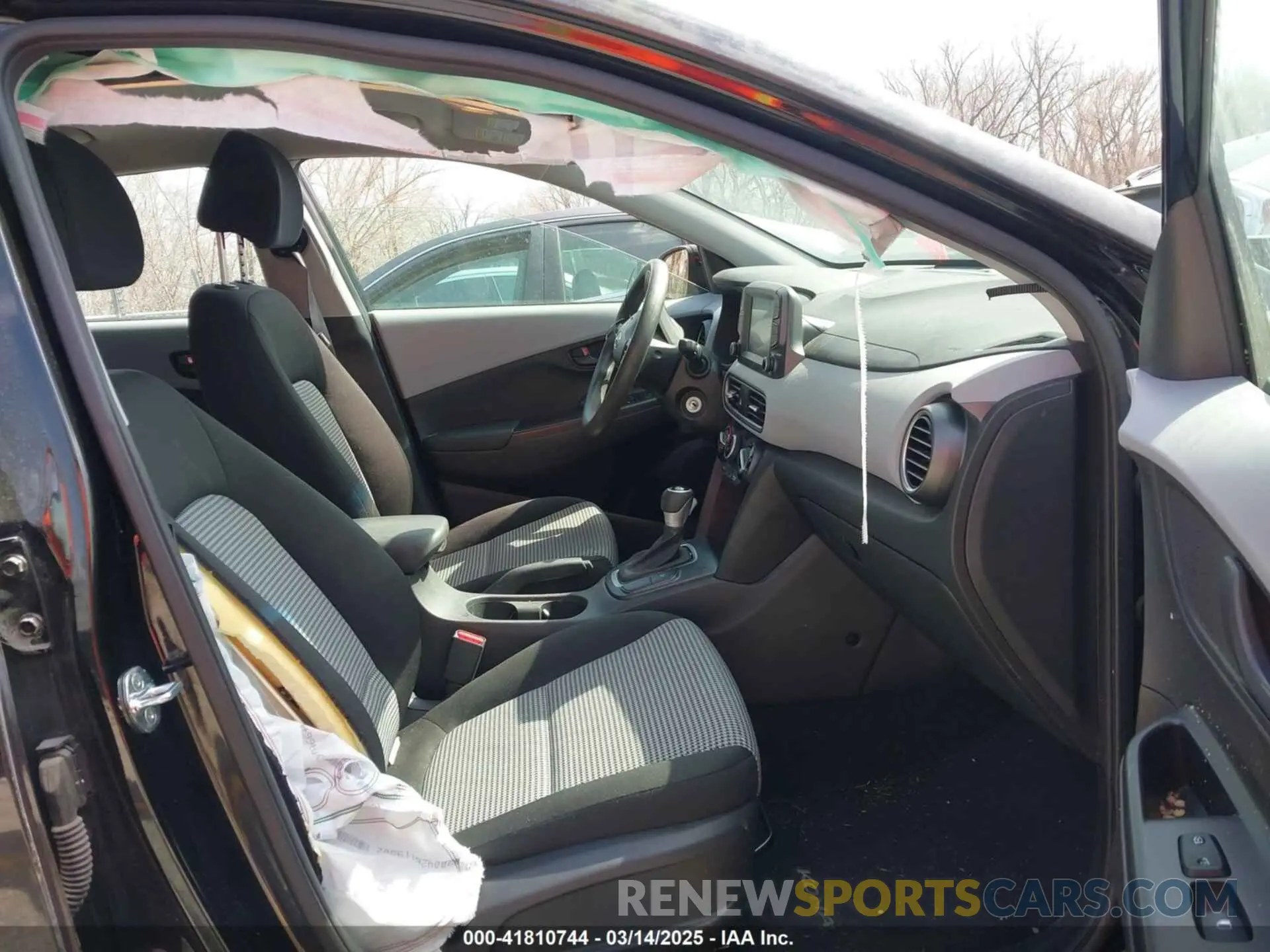5 Photograph of a damaged car KM8K12AA1MU668473 HYUNDAI KONA 2021