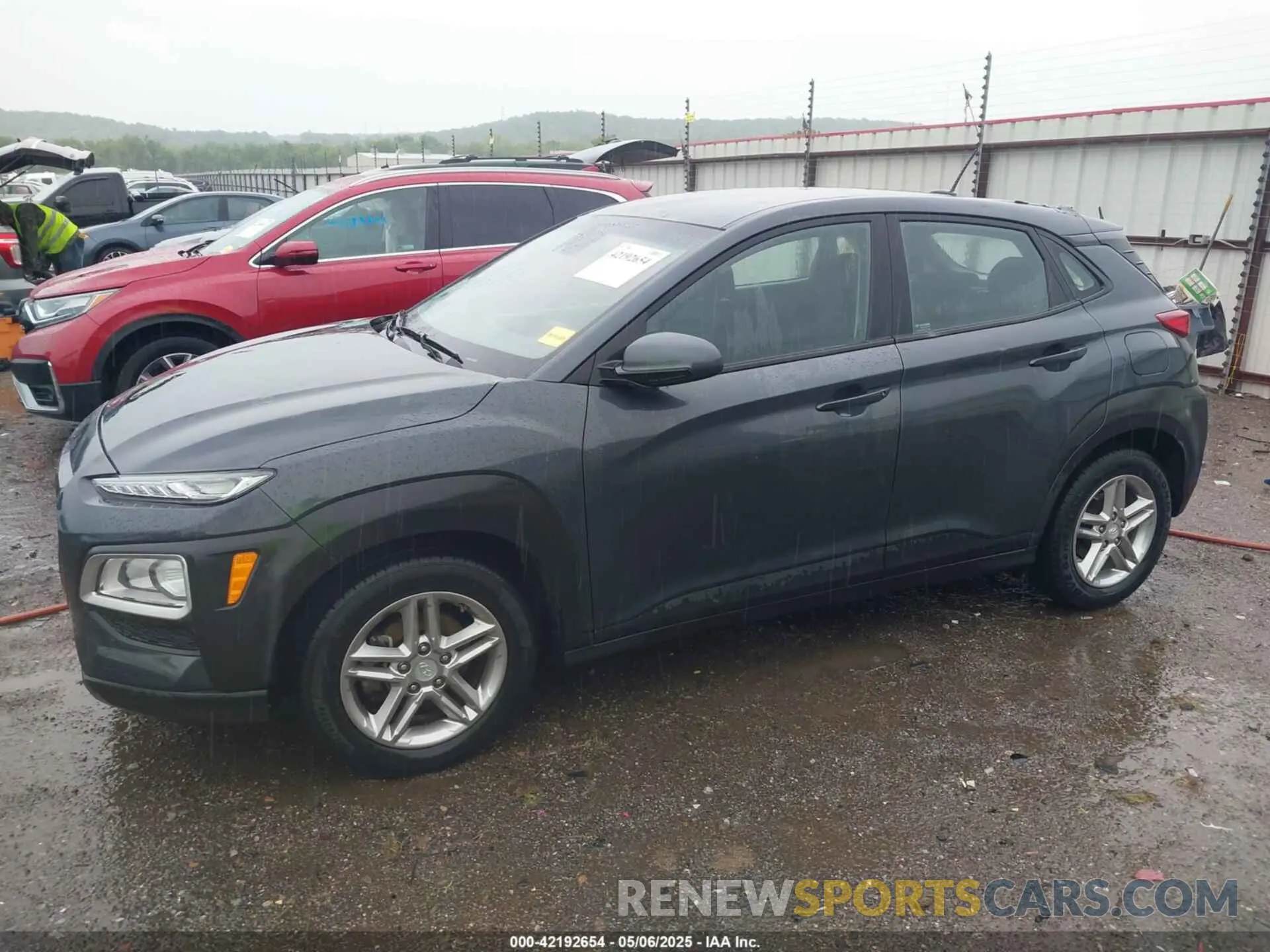 14 Photograph of a damaged car KM8K12AA2MU612414 HYUNDAI KONA 2021
