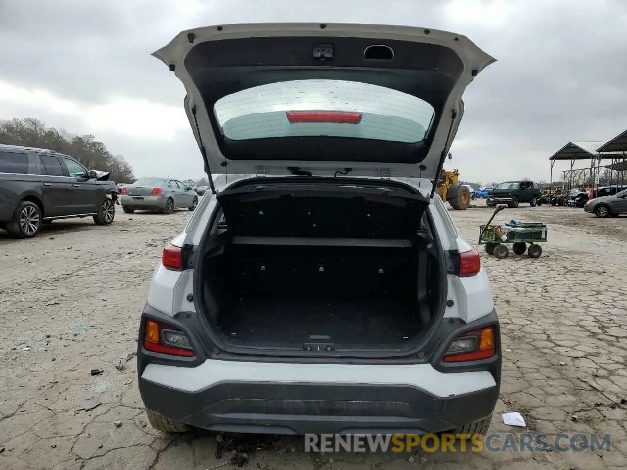 6 Photograph of a damaged car KM8K12AA2MU639225 HYUNDAI KONA 2021