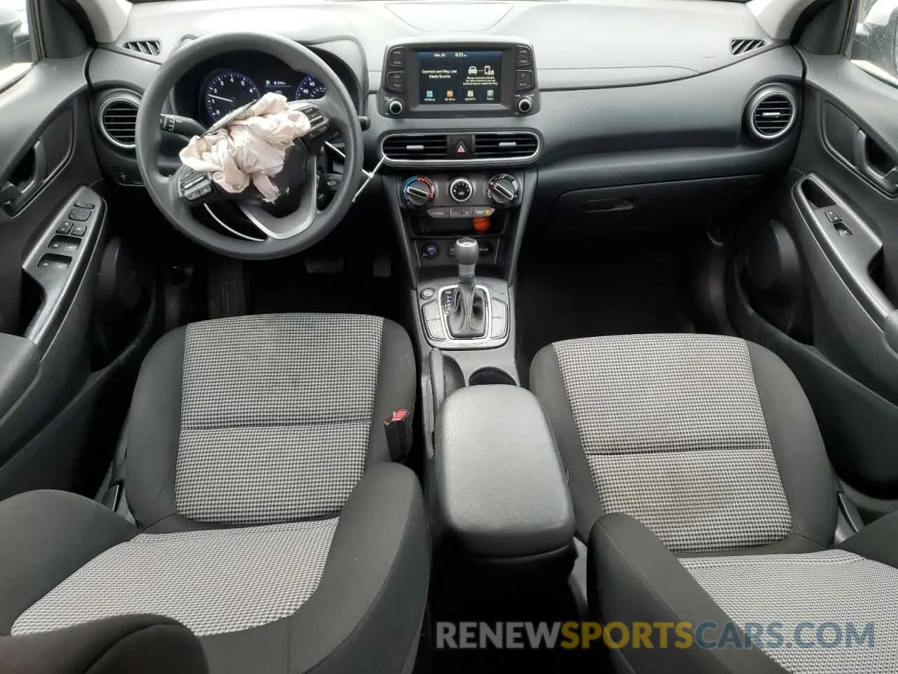 8 Photograph of a damaged car KM8K12AA2MU639225 HYUNDAI KONA 2021