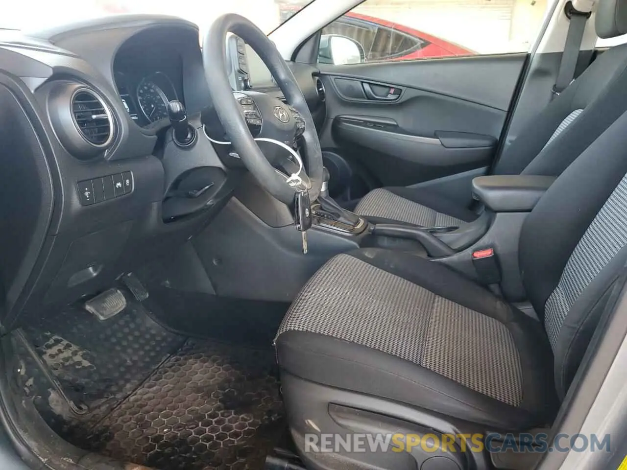 7 Photograph of a damaged car KM8K12AA2MU662181 HYUNDAI KONA 2021