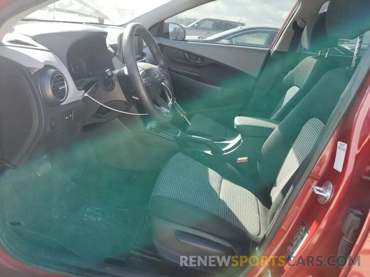 7 Photograph of a damaged car KM8K12AA5MU641177 HYUNDAI KONA 2021