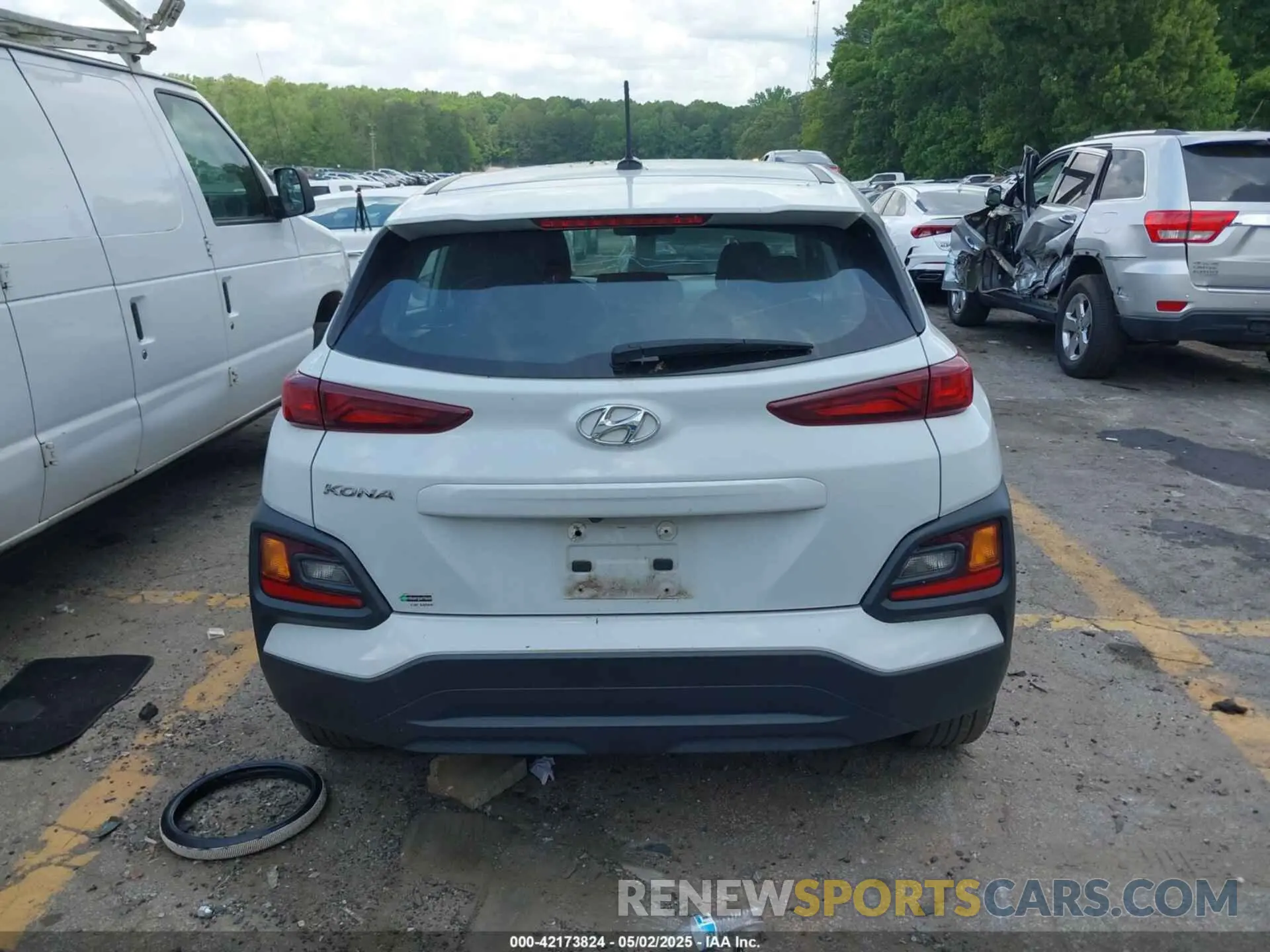 16 Photograph of a damaged car KM8K12AA5MU642460 HYUNDAI KONA 2021