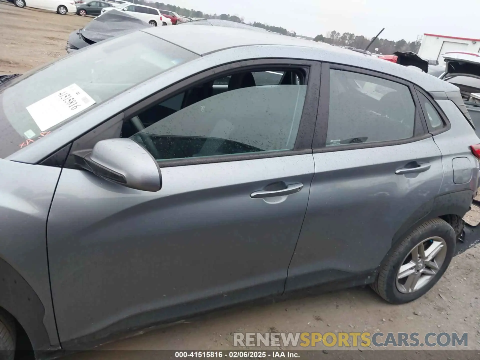 15 Photograph of a damaged car KM8K12AA5MU645651 HYUNDAI KONA 2021
