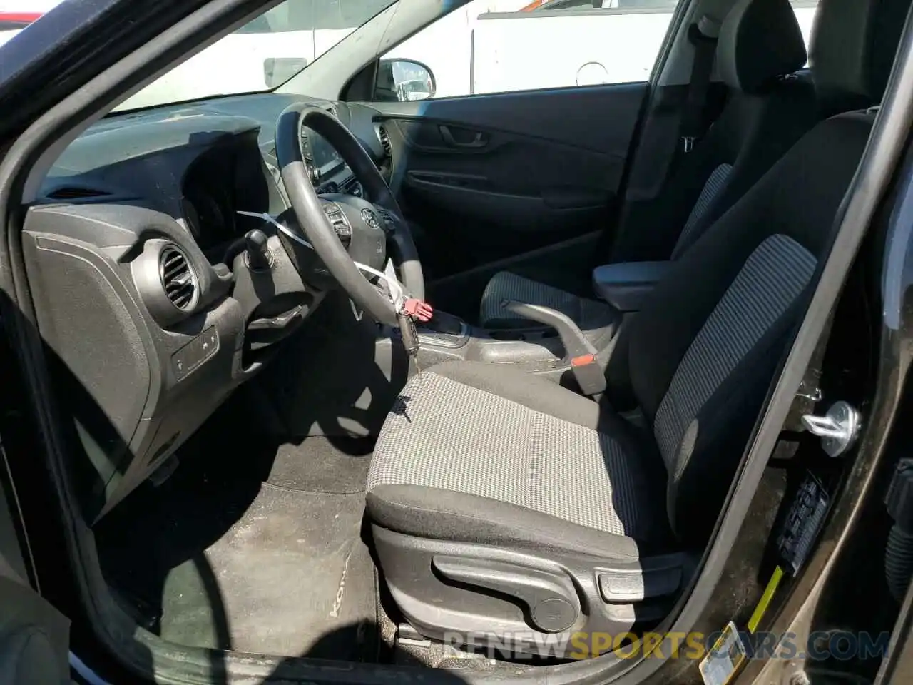 7 Photograph of a damaged car KM8K12AA6MU722270 HYUNDAI KONA 2021