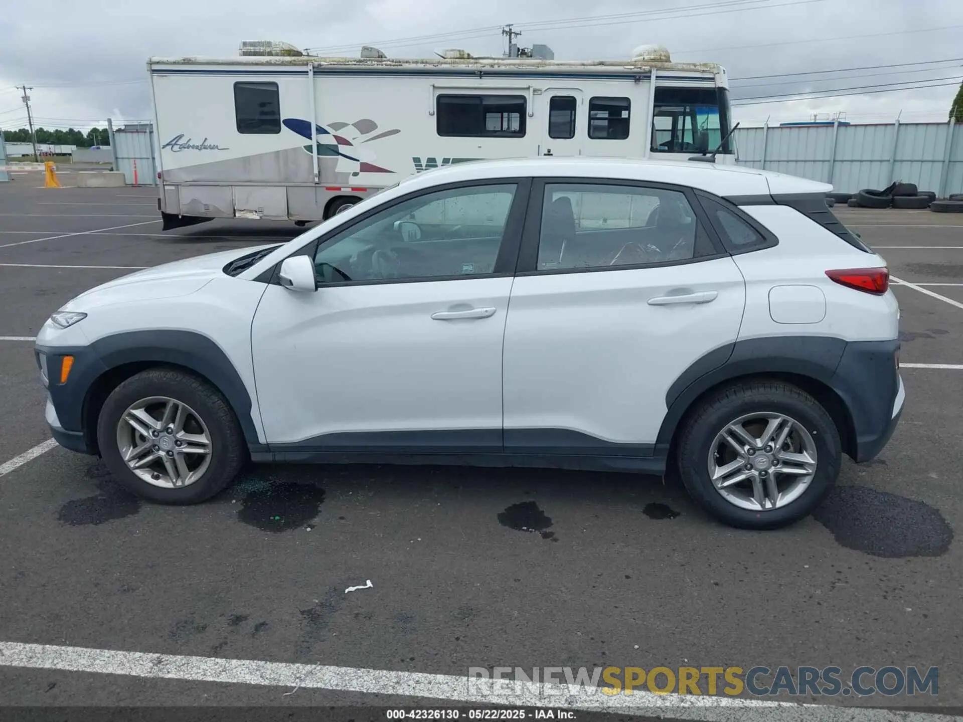 15 Photograph of a damaged car KM8K12AA7MU609122 HYUNDAI KONA 2021
