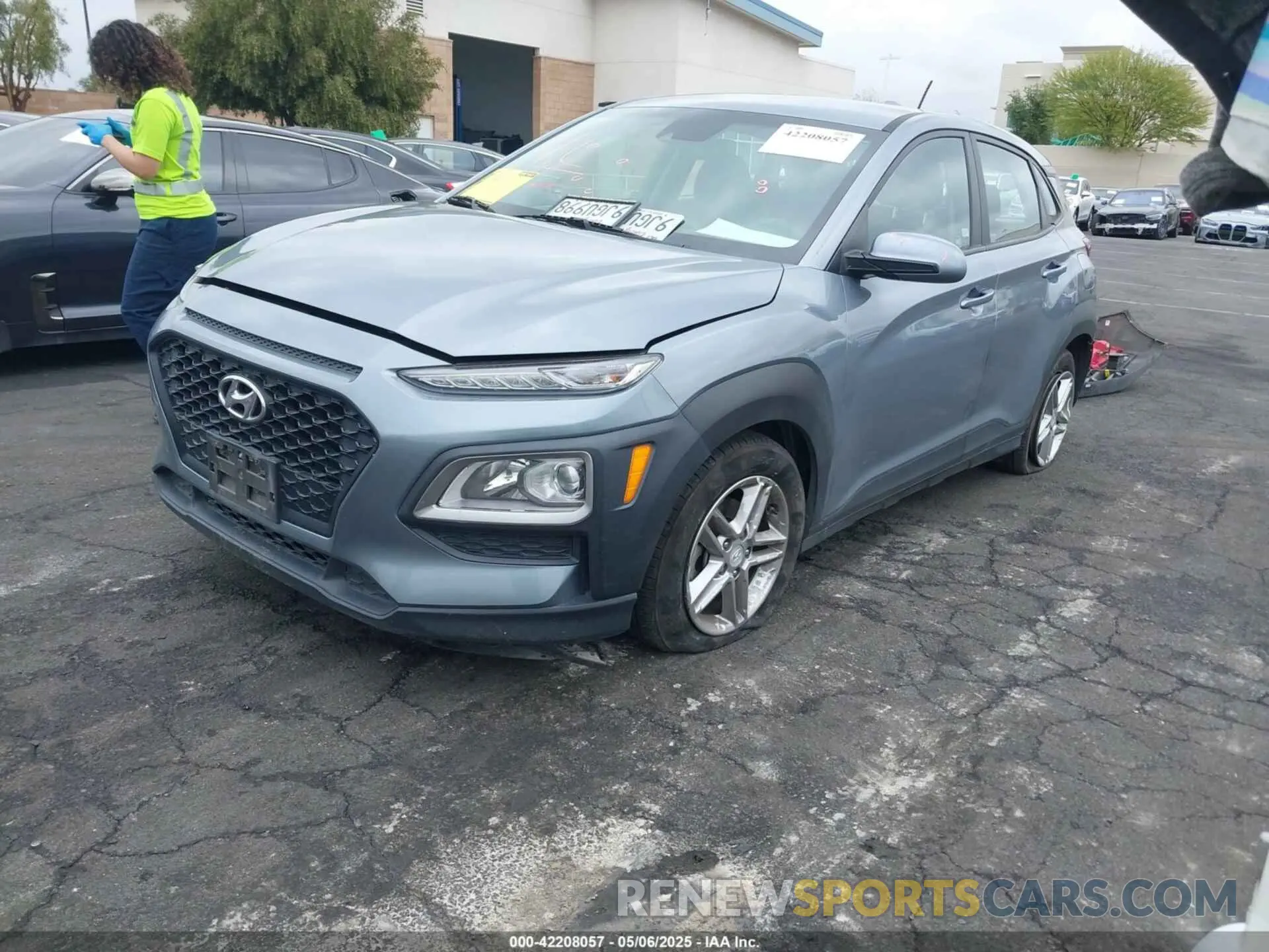 2 Photograph of a damaged car KM8K12AA7MU610867 HYUNDAI KONA 2021