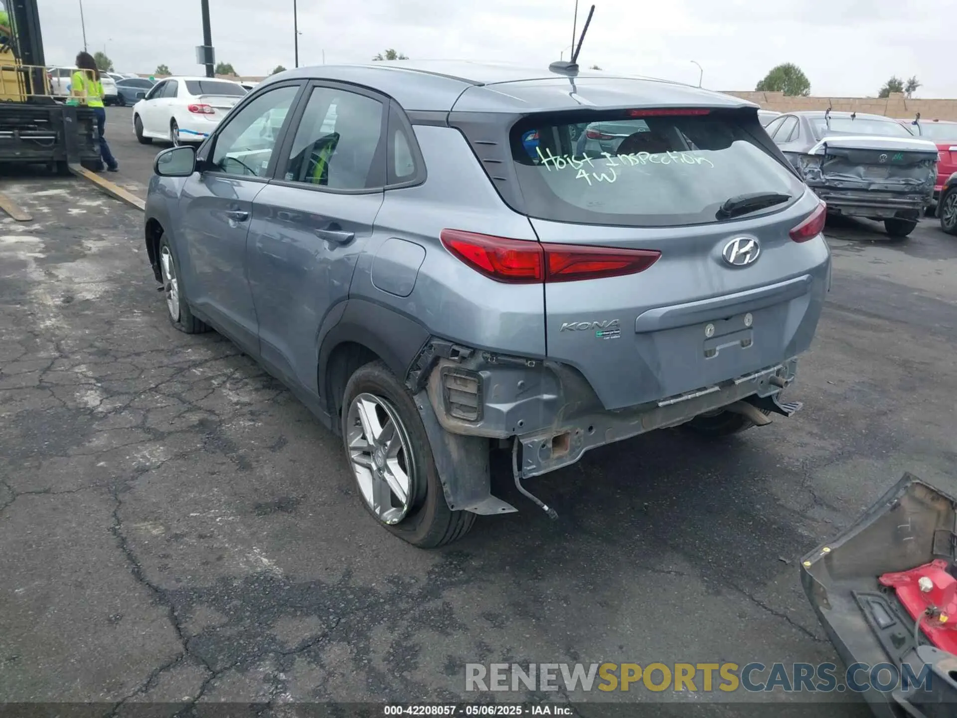 3 Photograph of a damaged car KM8K12AA7MU610867 HYUNDAI KONA 2021