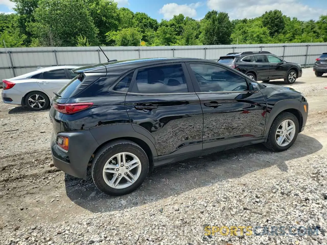 3 Photograph of a damaged car KM8K12AA7MU726084 HYUNDAI KONA 2021