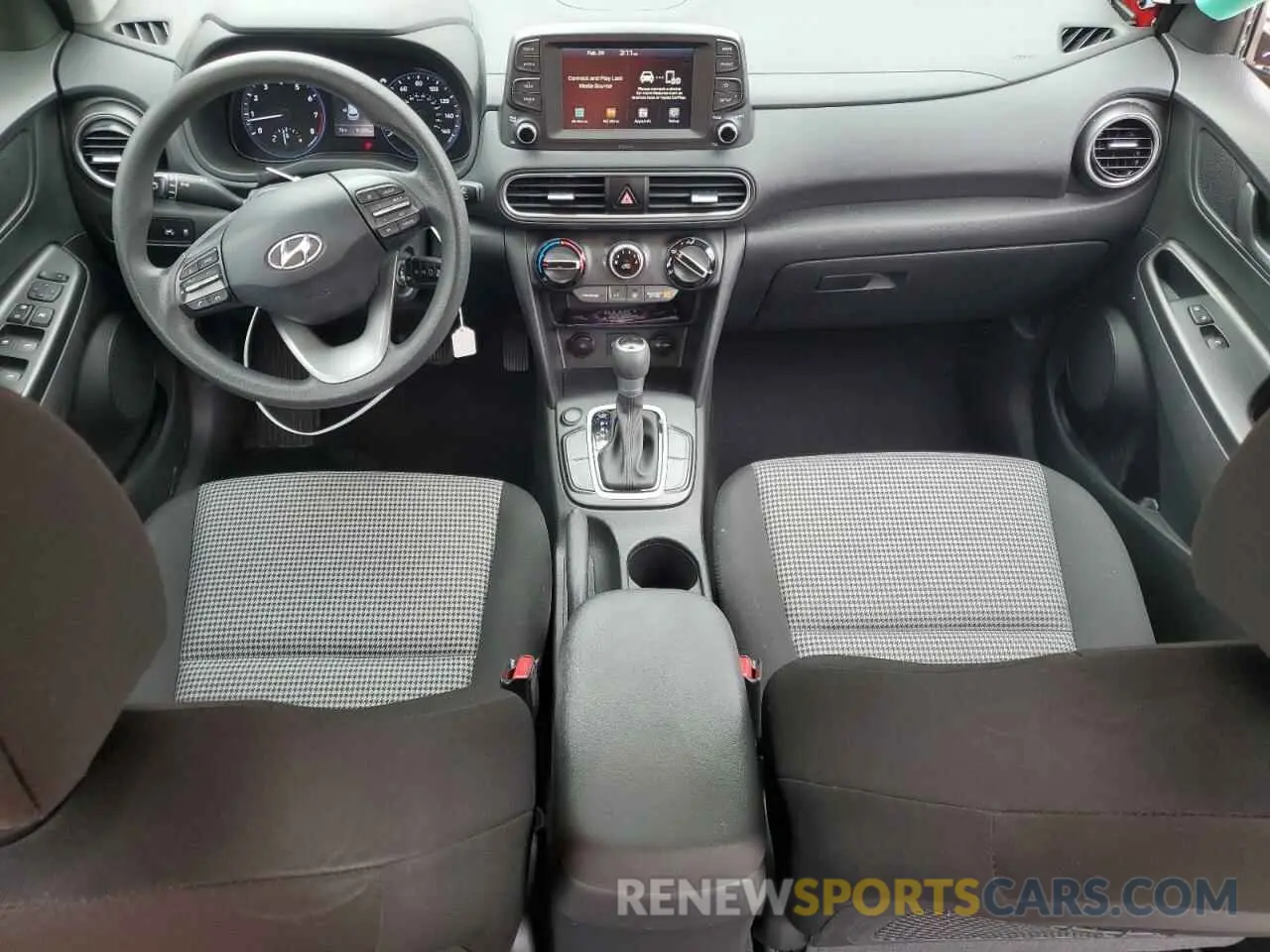 8 Photograph of a damaged car KM8K12AA9MU619361 HYUNDAI KONA 2021
