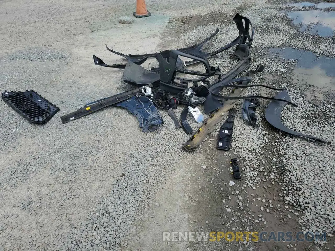 14 Photograph of a damaged car KM8K12AA9MU643143 HYUNDAI KONA 2021