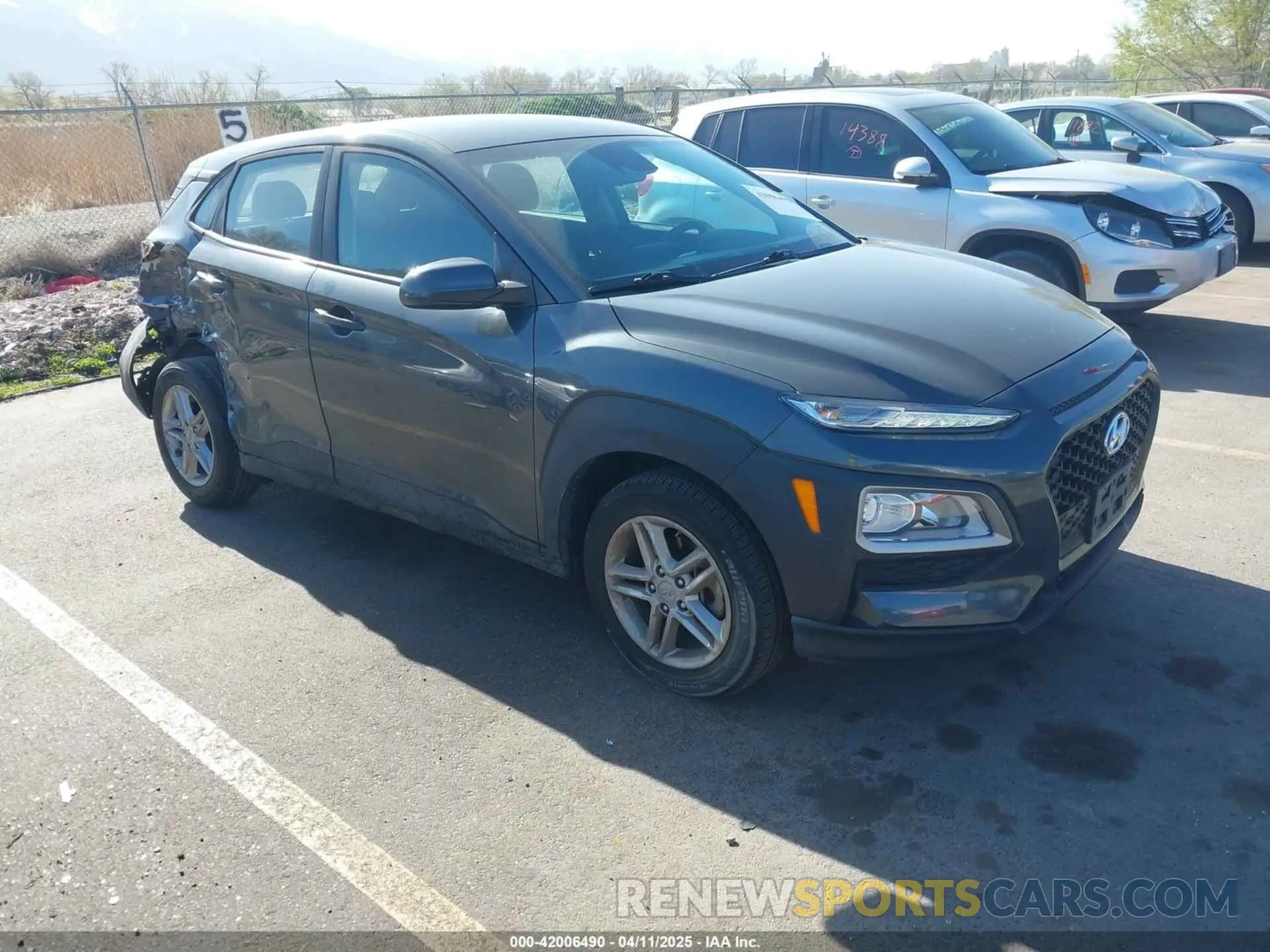 1 Photograph of a damaged car KM8K12AA9MU752475 HYUNDAI KONA 2021