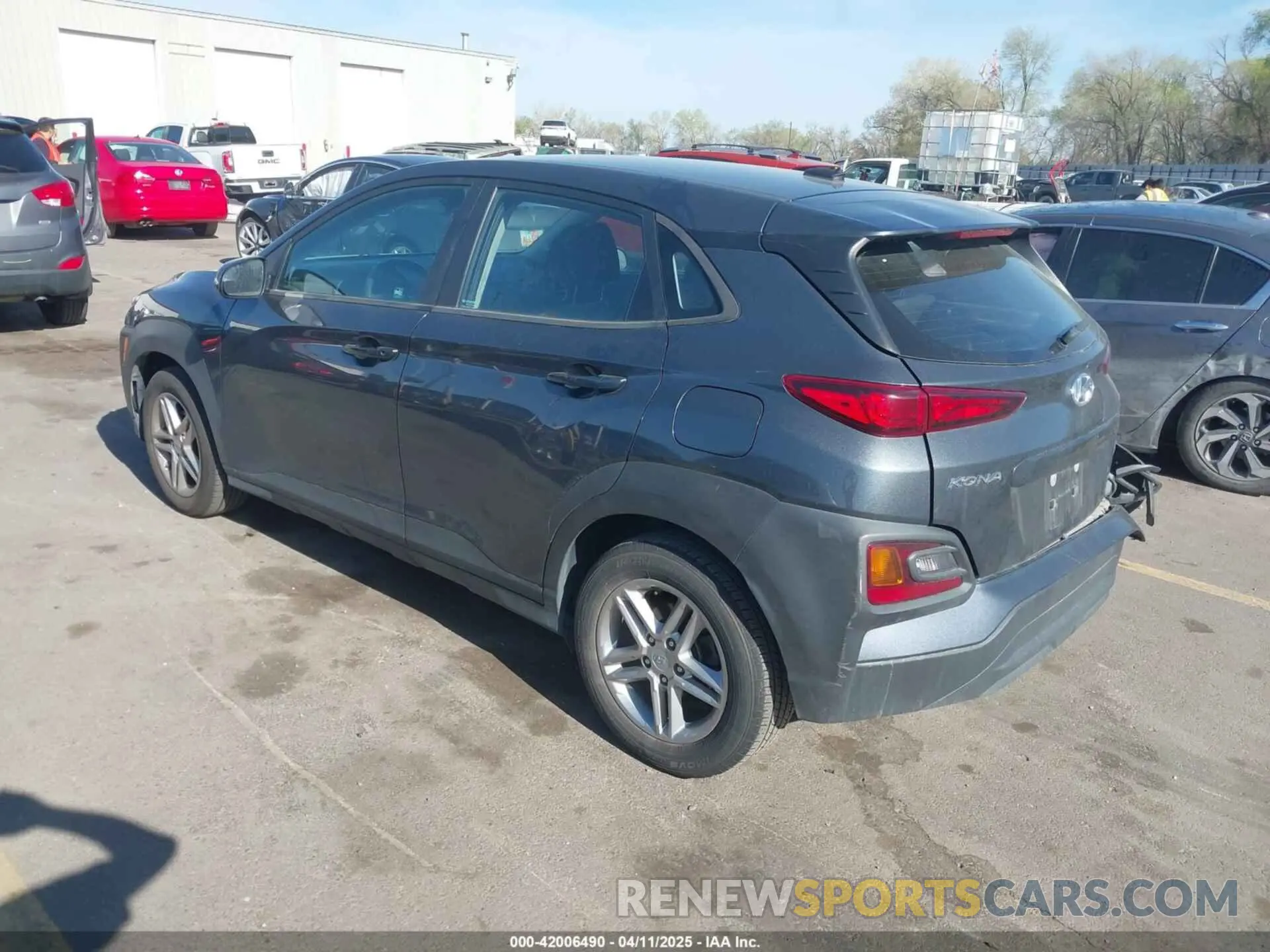 3 Photograph of a damaged car KM8K12AA9MU752475 HYUNDAI KONA 2021