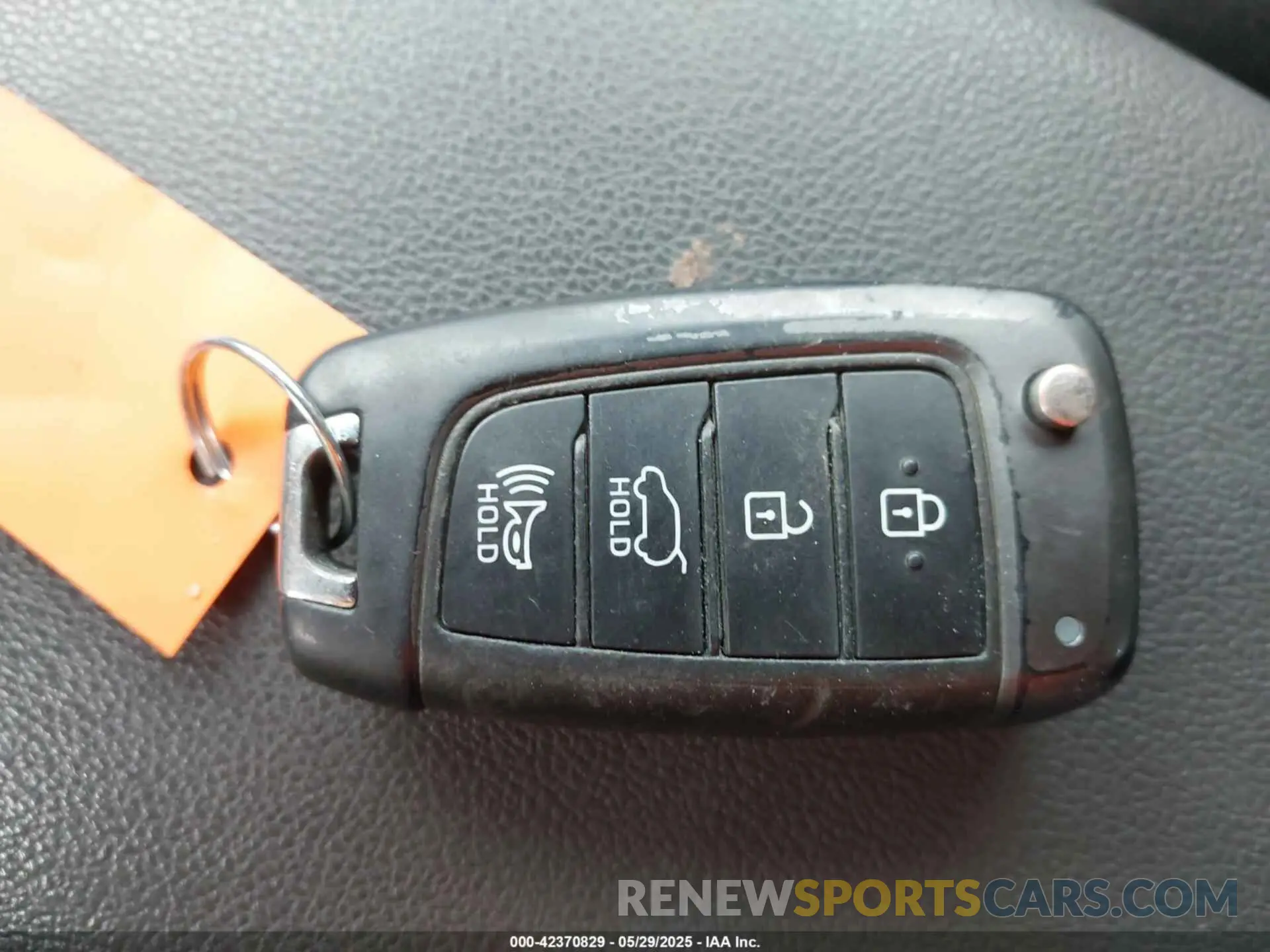11 Photograph of a damaged car KM8K1CAA1MU648231 HYUNDAI KONA 2021