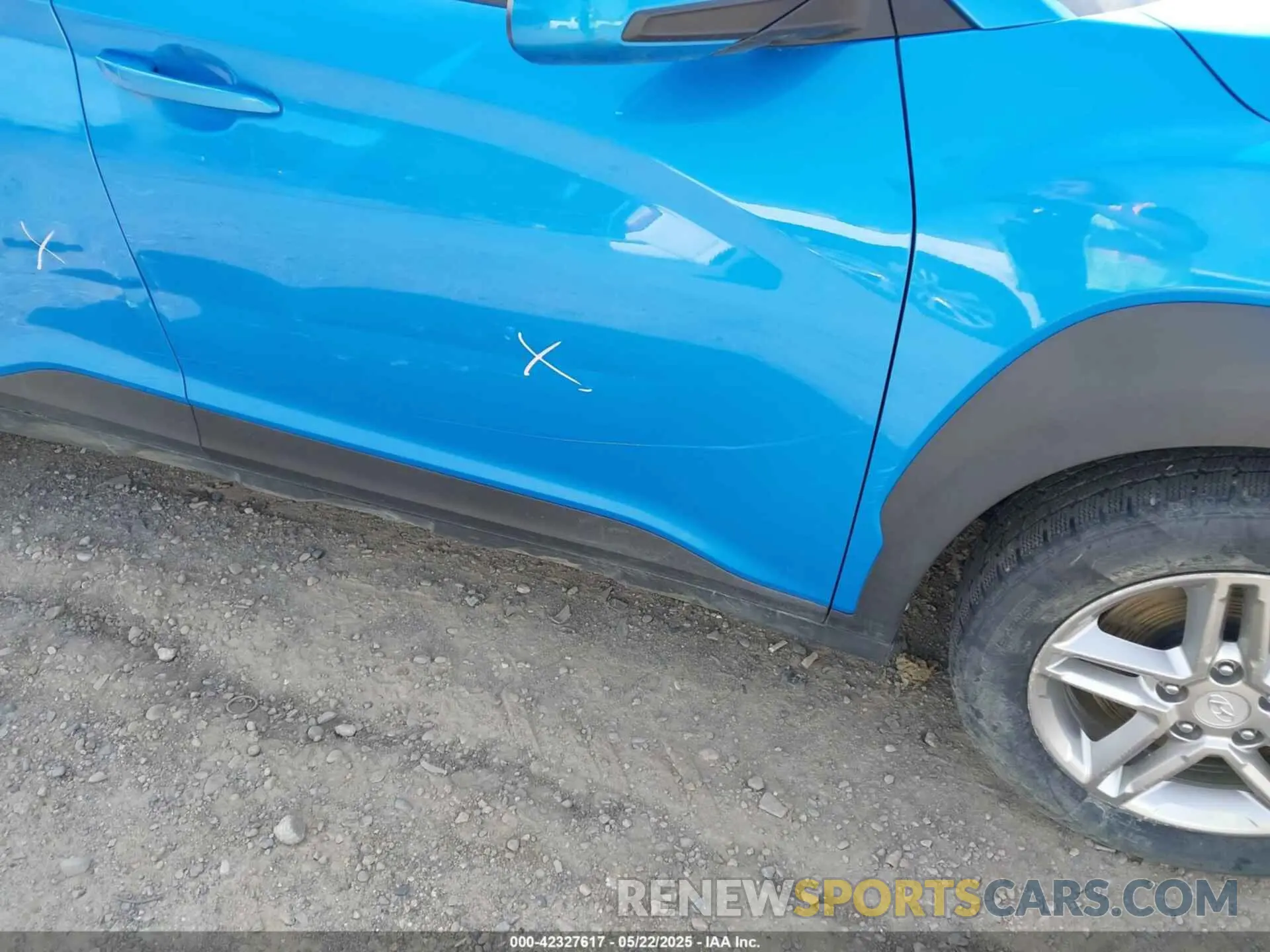 19 Photograph of a damaged car KM8K1CAA3MU635352 HYUNDAI KONA 2021