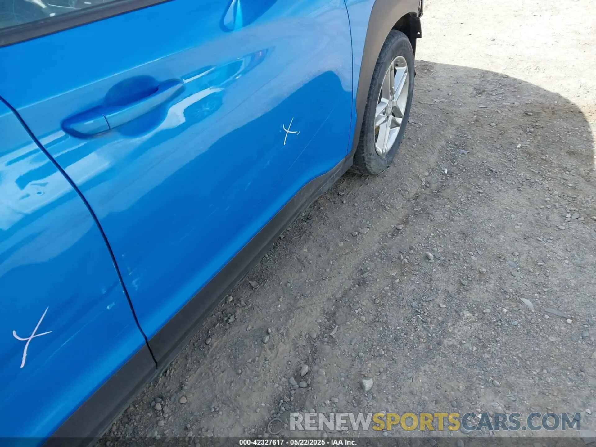22 Photograph of a damaged car KM8K1CAA3MU635352 HYUNDAI KONA 2021