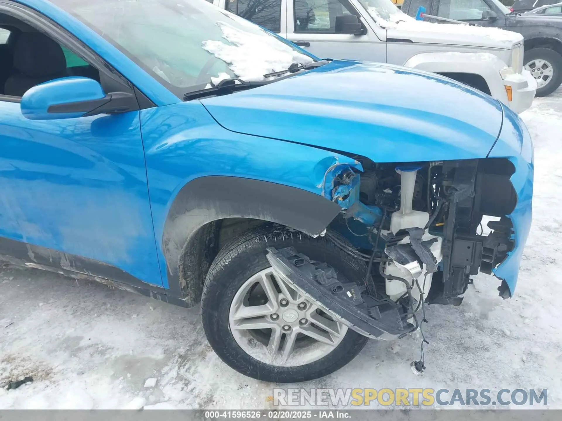 17 Photograph of a damaged car KM8K1CAA3MU638297 HYUNDAI KONA 2021