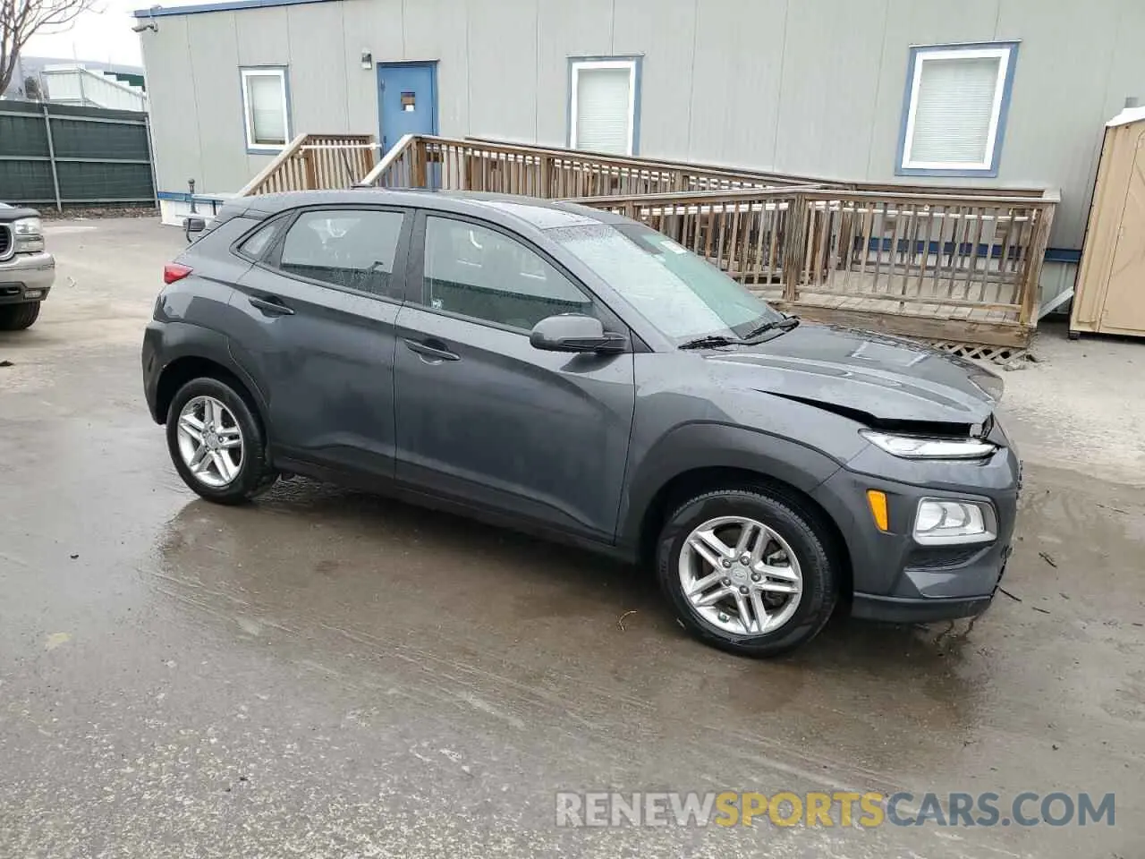 4 Photograph of a damaged car KM8K1CAA4MU685385 HYUNDAI KONA 2021