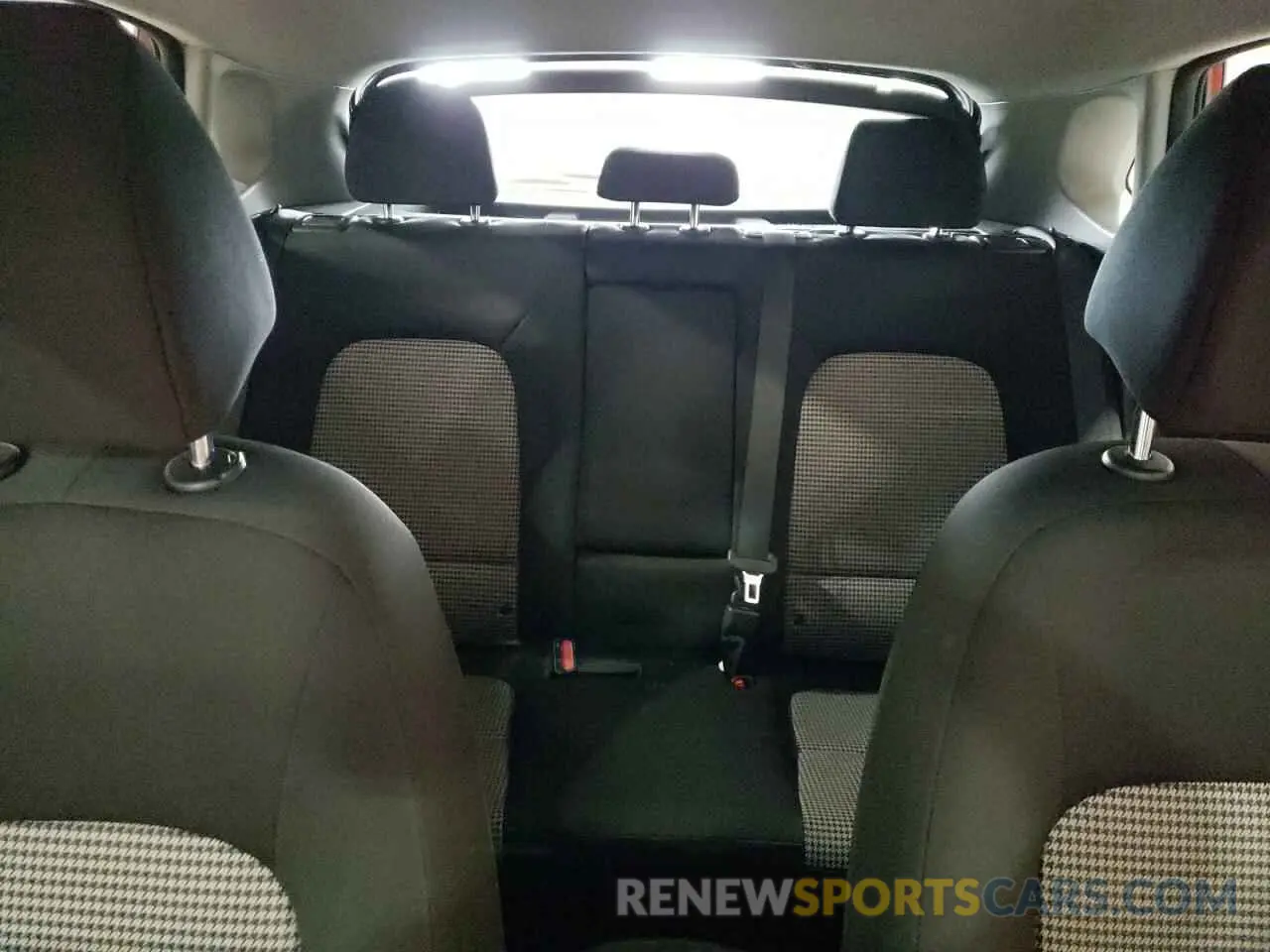 10 Photograph of a damaged car KM8K1CAA4MU739039 HYUNDAI KONA 2021