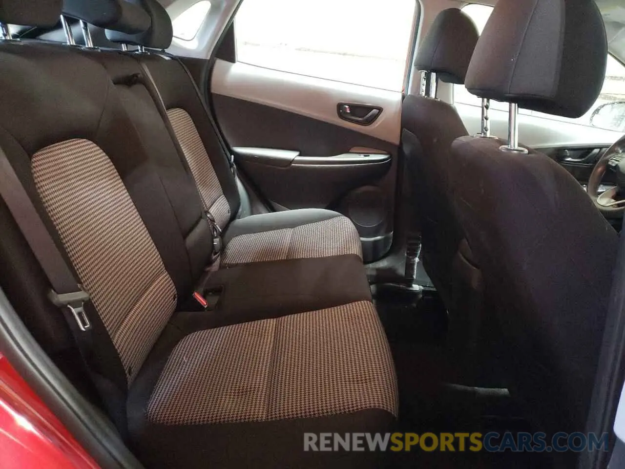 11 Photograph of a damaged car KM8K1CAA4MU739039 HYUNDAI KONA 2021