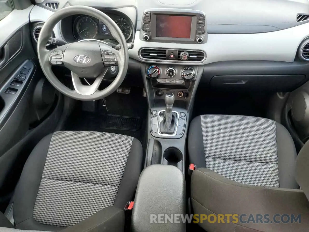 8 Photograph of a damaged car KM8K1CAA5MU643078 HYUNDAI KONA 2021