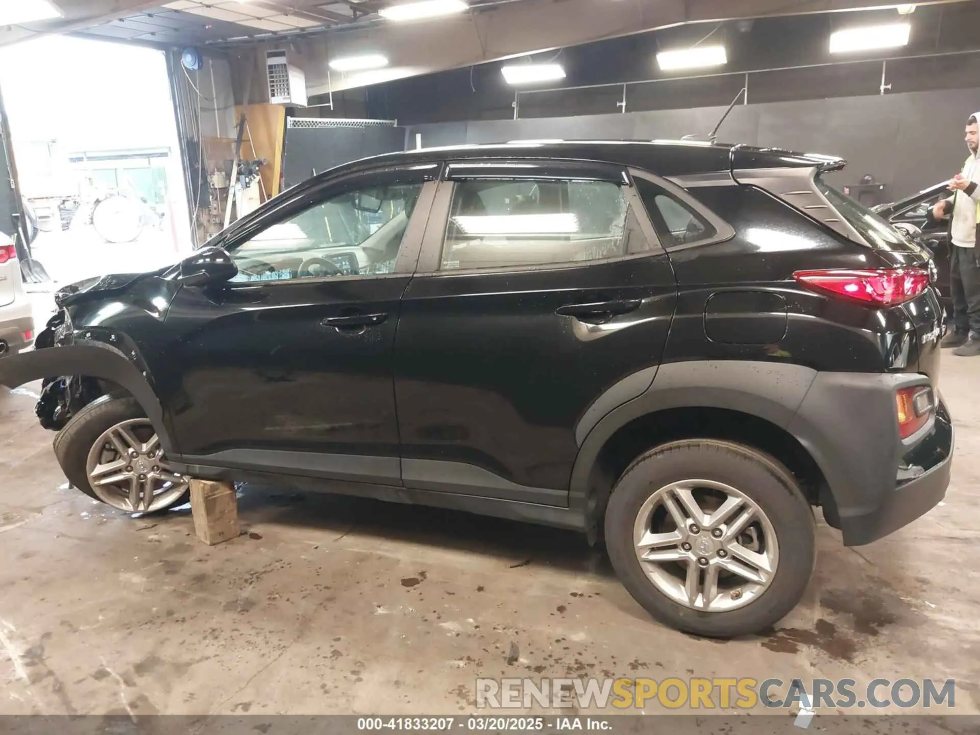 14 Photograph of a damaged car KM8K1CAA5MU647521 HYUNDAI KONA 2021
