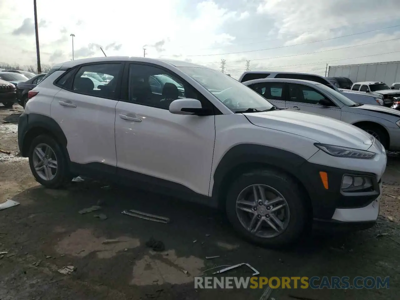 4 Photograph of a damaged car KM8K1CAA5MU716269 HYUNDAI KONA 2021