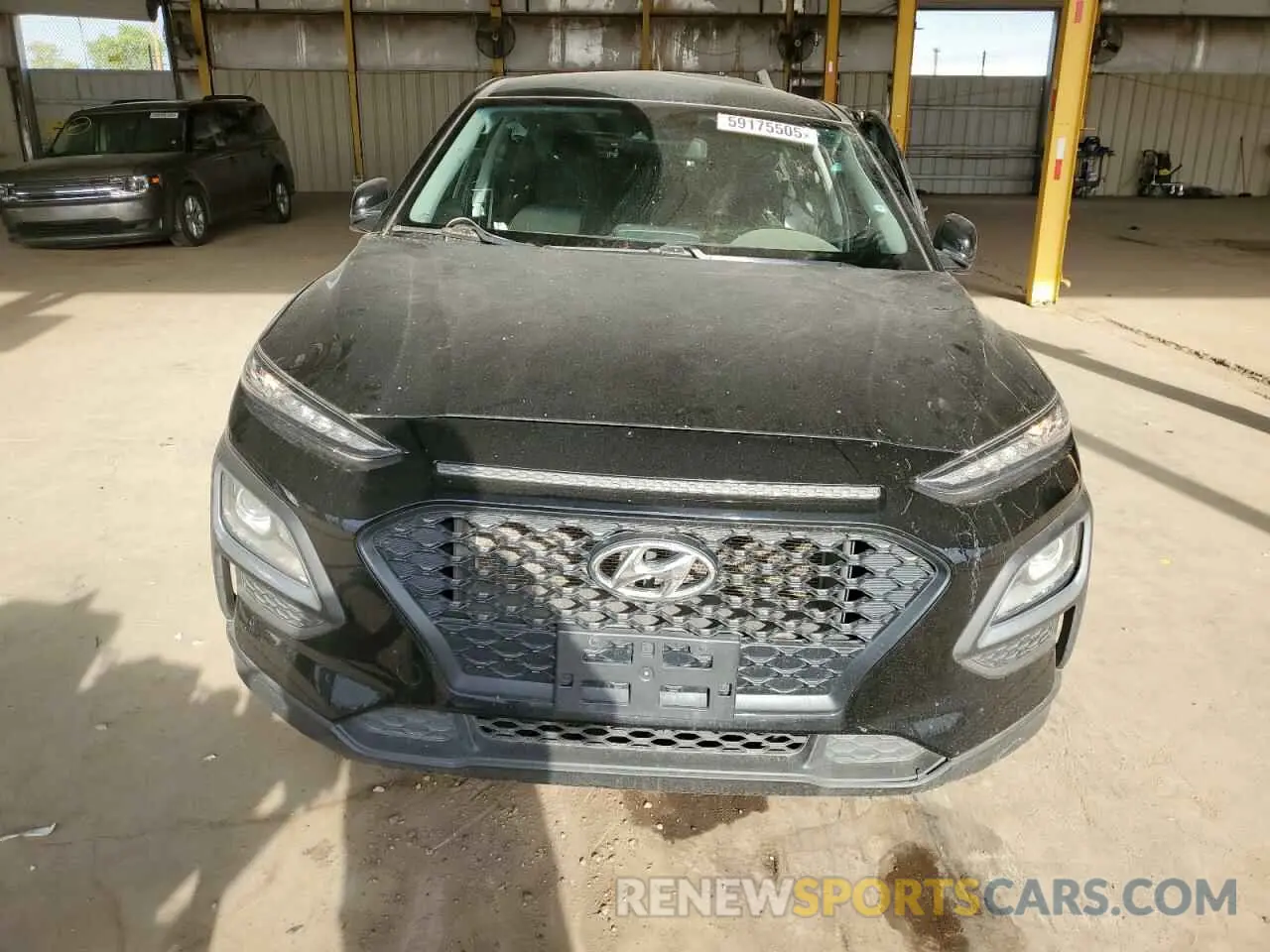 5 Photograph of a damaged car KM8K1CAA6MU663324 HYUNDAI KONA 2021