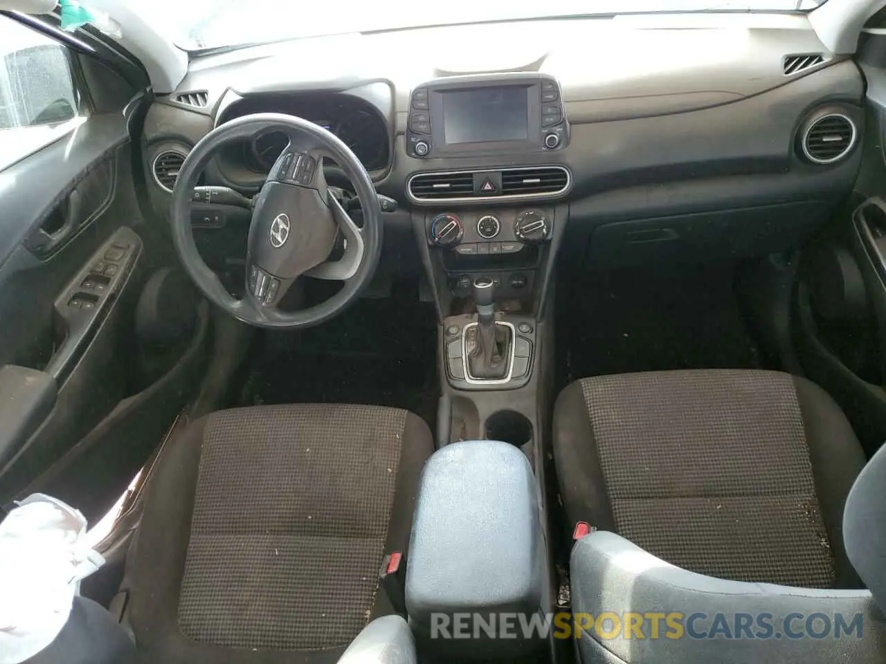 8 Photograph of a damaged car KM8K1CAA6MU663324 HYUNDAI KONA 2021