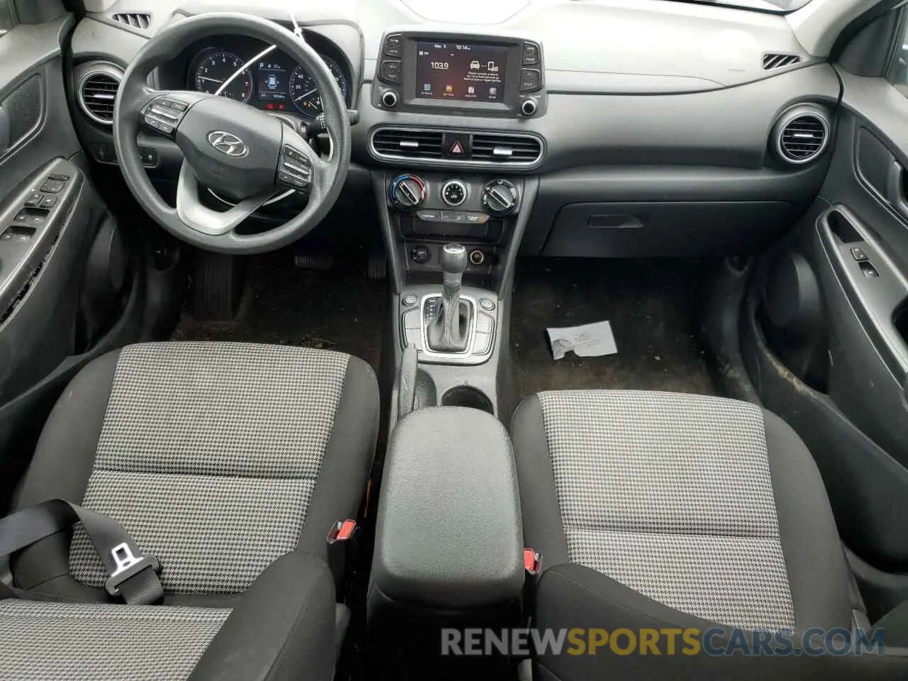 8 Photograph of a damaged car KM8K1CAA7MU659637 HYUNDAI KONA 2021