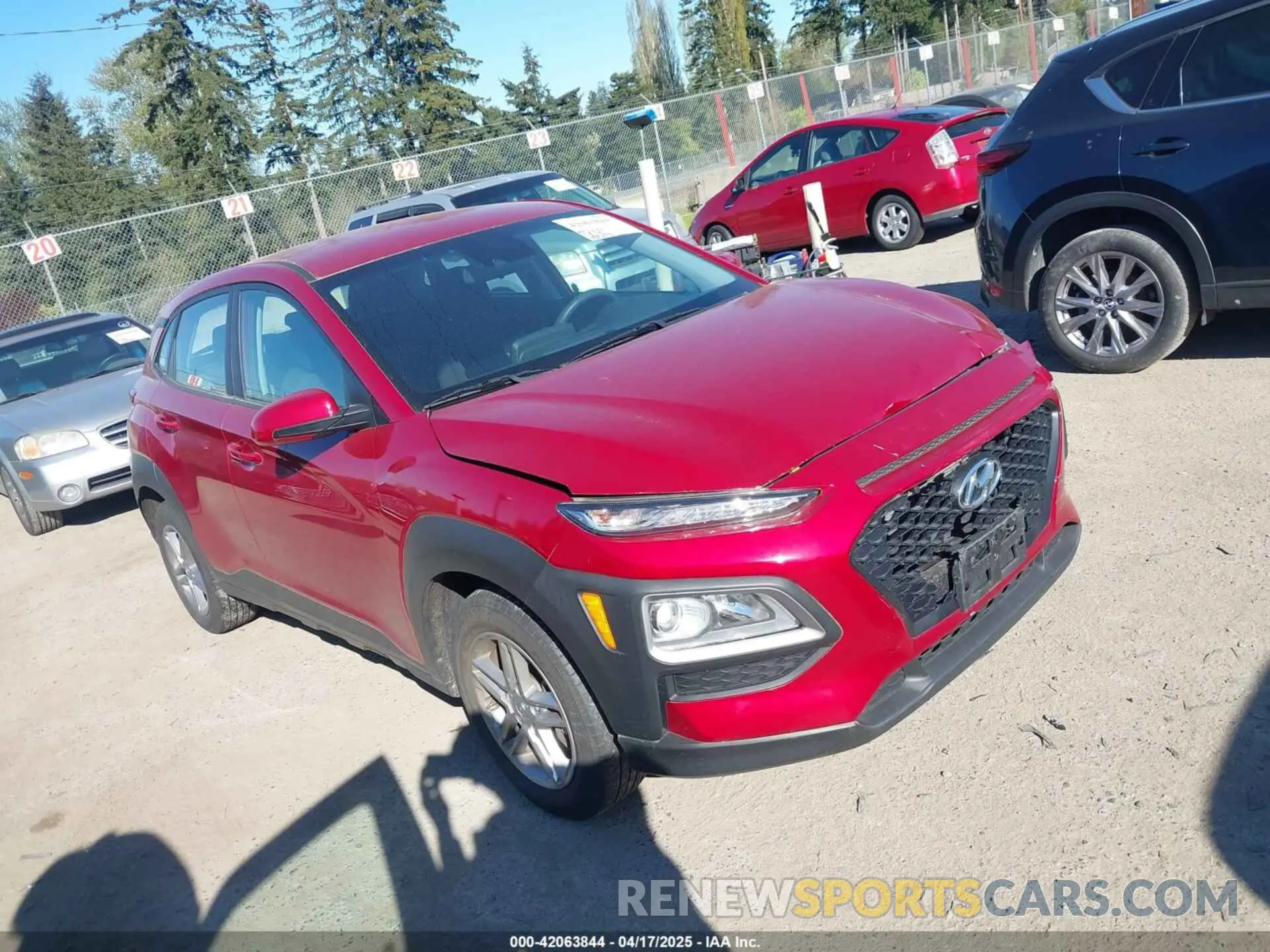 1 Photograph of a damaged car KM8K1CAA8MU685132 HYUNDAI KONA 2021