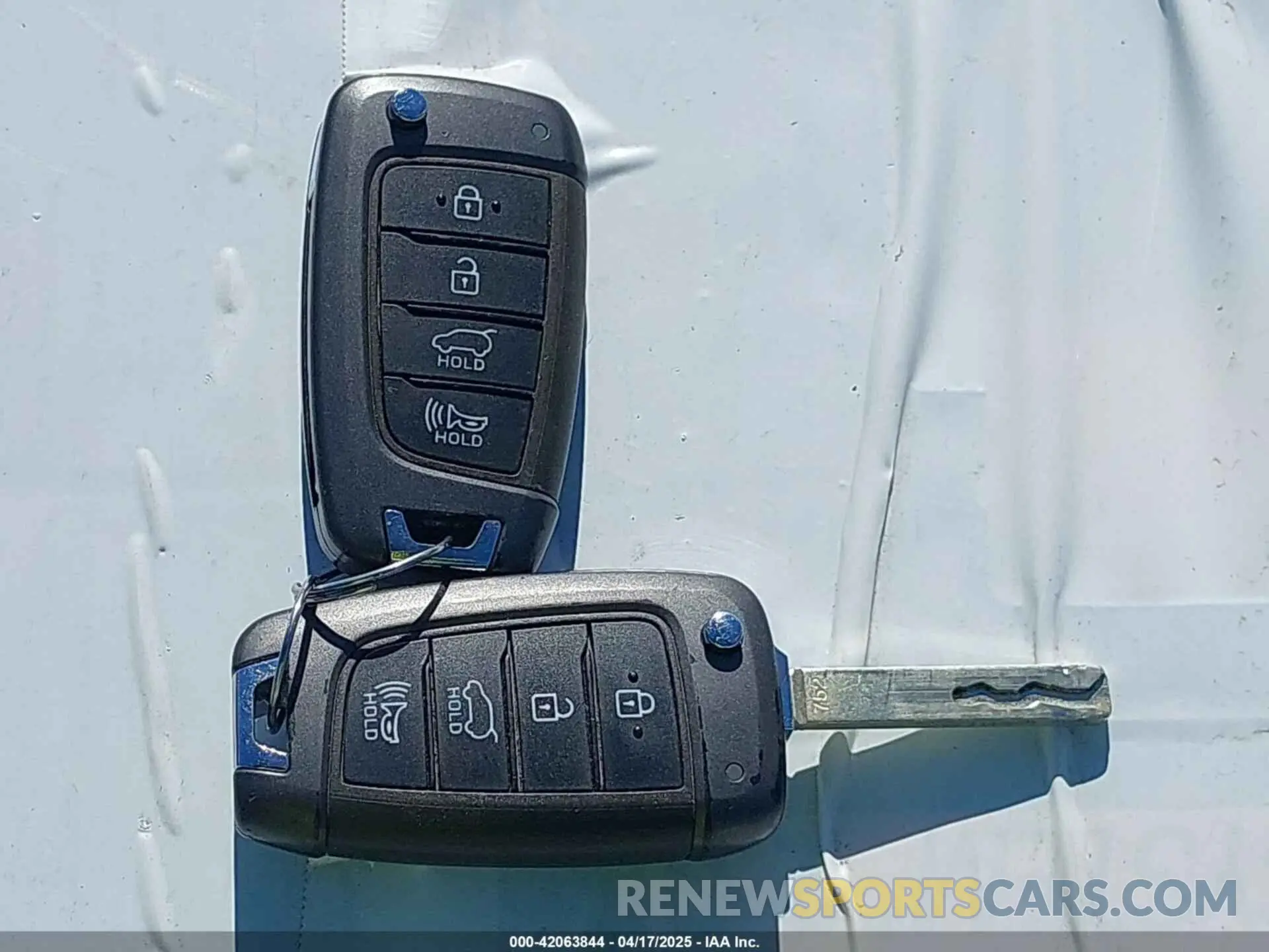 11 Photograph of a damaged car KM8K1CAA8MU685132 HYUNDAI KONA 2021