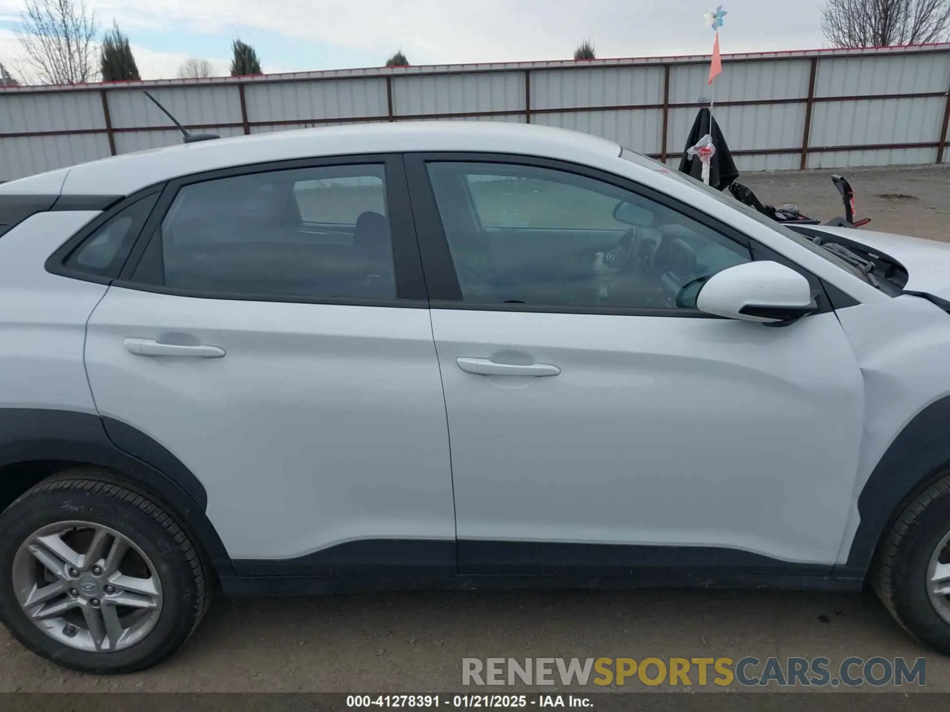 14 Photograph of a damaged car KM8K1CAA8MU691948 HYUNDAI KONA 2021