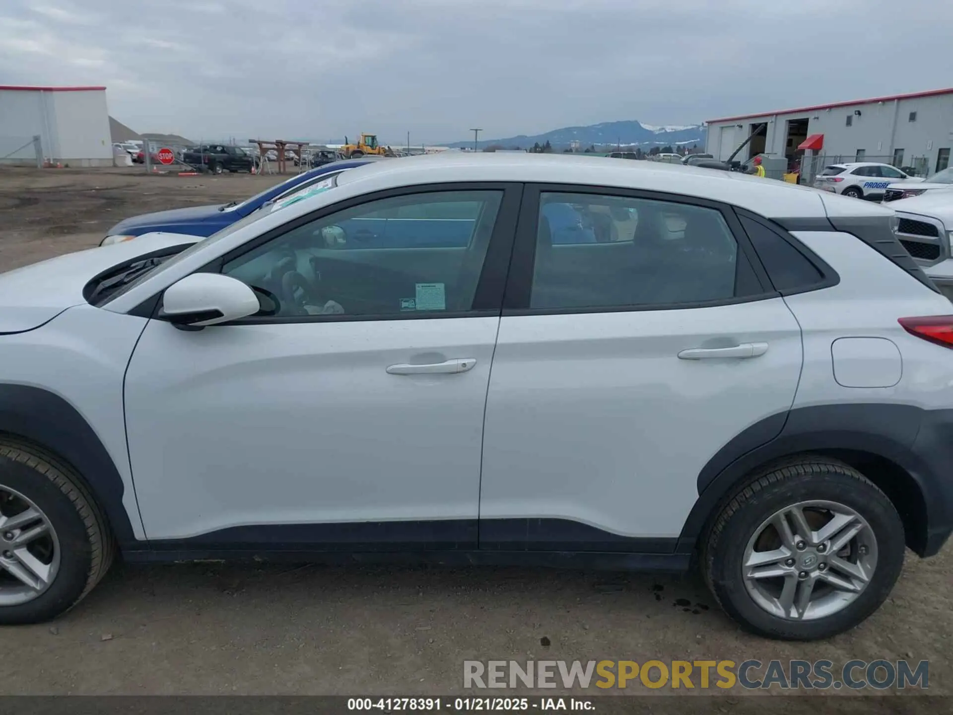 15 Photograph of a damaged car KM8K1CAA8MU691948 HYUNDAI KONA 2021