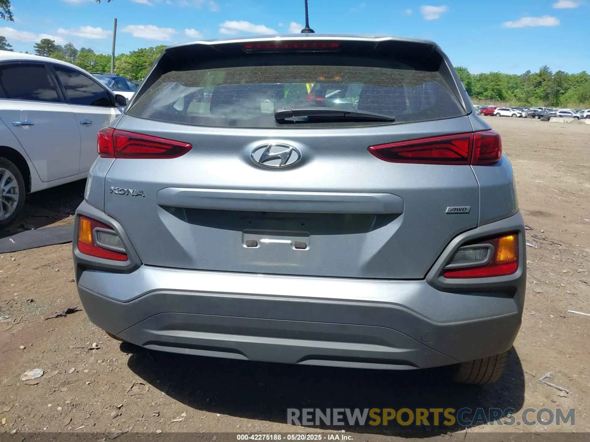 16 Photograph of a damaged car KM8K1CAA9MU723192 HYUNDAI KONA 2021